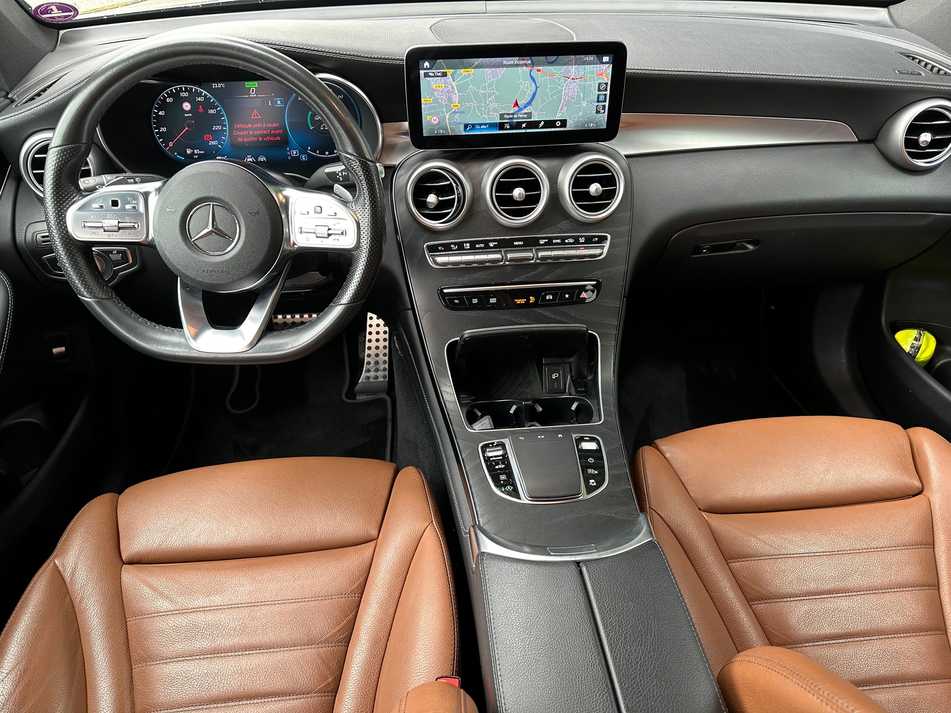 MERCEDES-BENZ GLC 200 AMG Line 4Matic 9G-Tronic-image-8