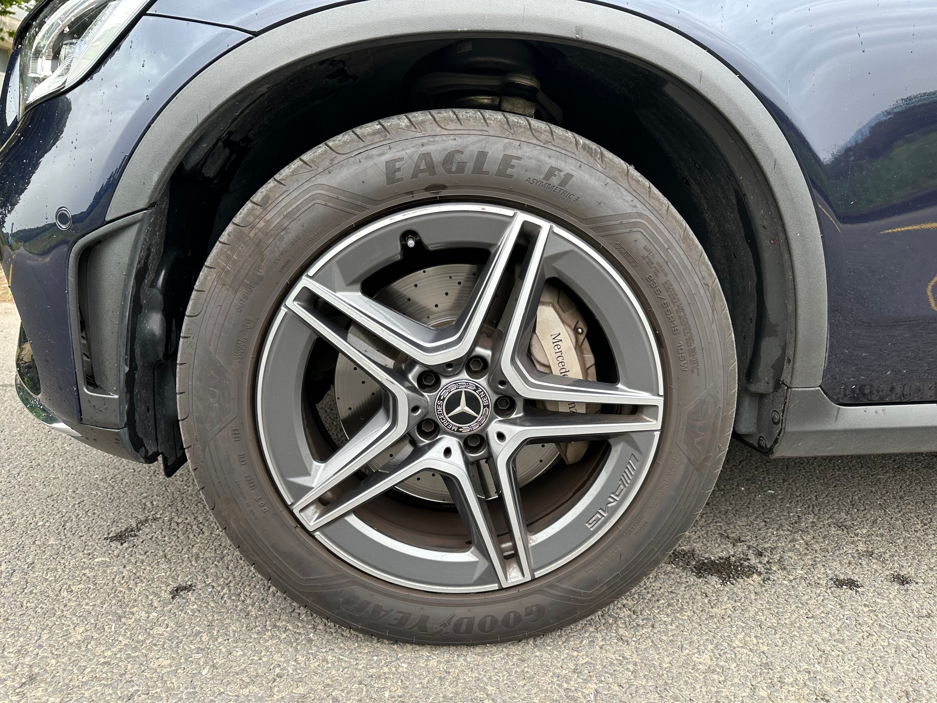 MERCEDES-BENZ GLC 200 AMG Line 4Matic 9G-Tronic-image-15