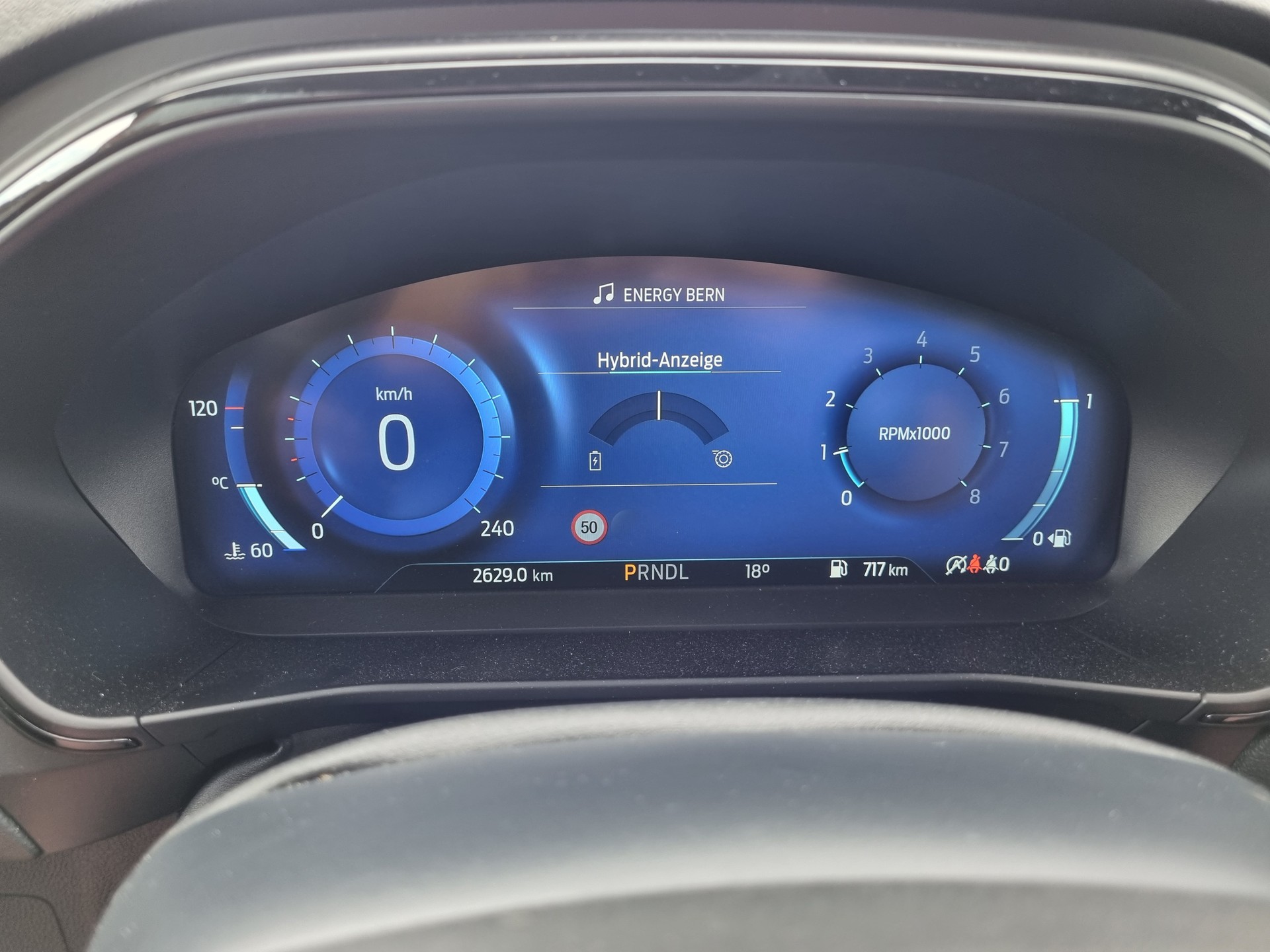 FORD Focus 1.0 MHEV ST-Line X Automat-image-10