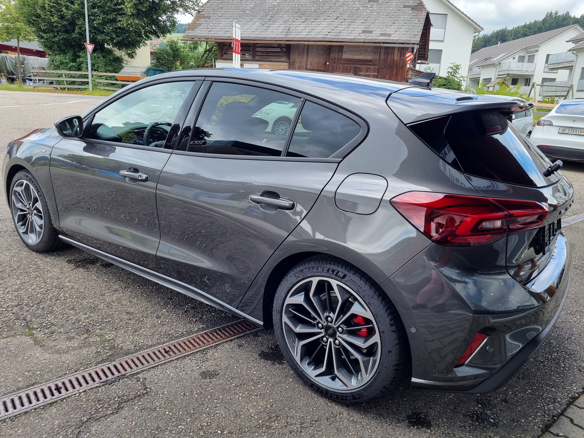 FORD Focus 1.0 MHEV ST-Line X Automat-showroom-element-3
