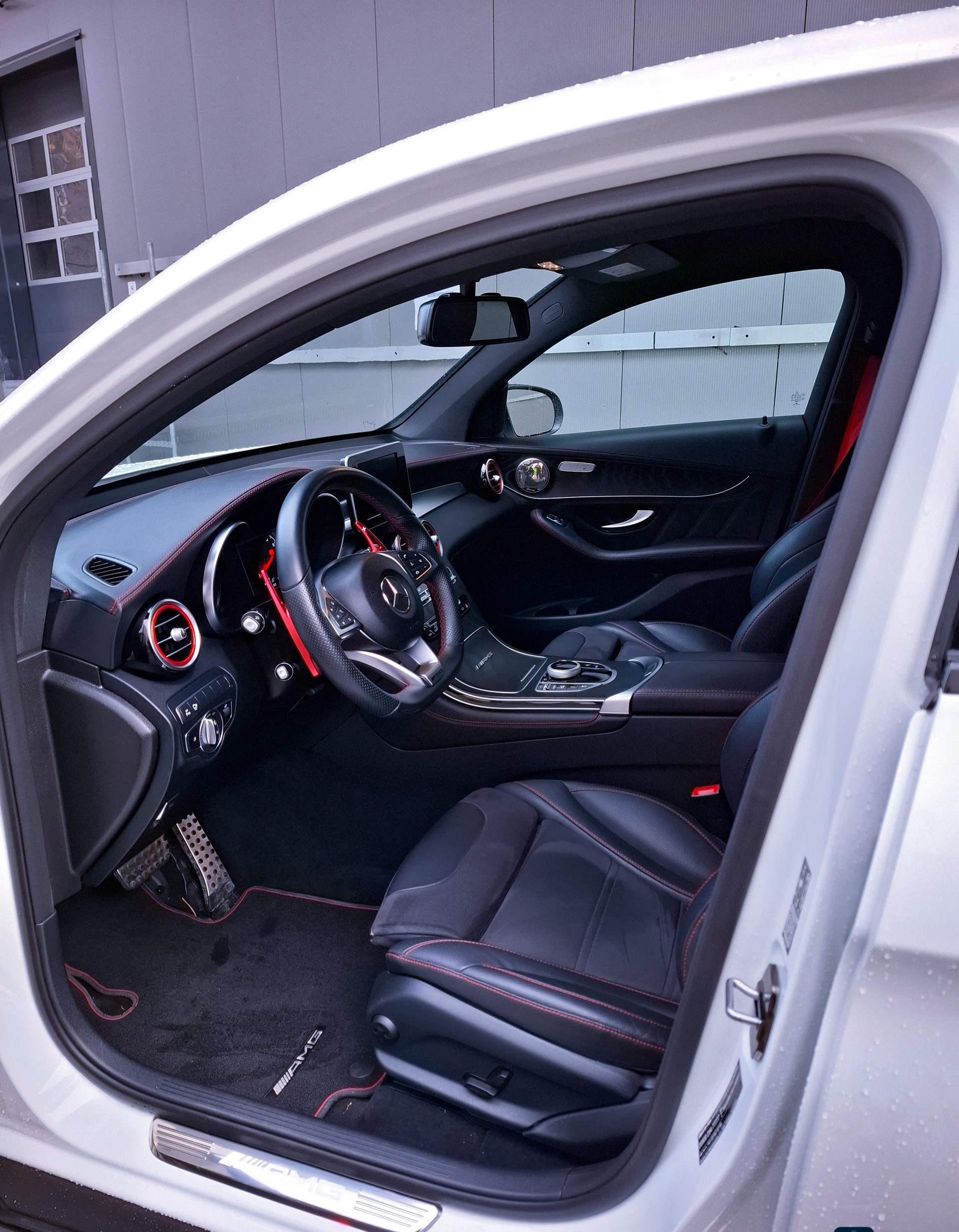 MERCEDES-BENZ GLC Coupé 43 AMG 4Matic 9G-Tronic-image-16
