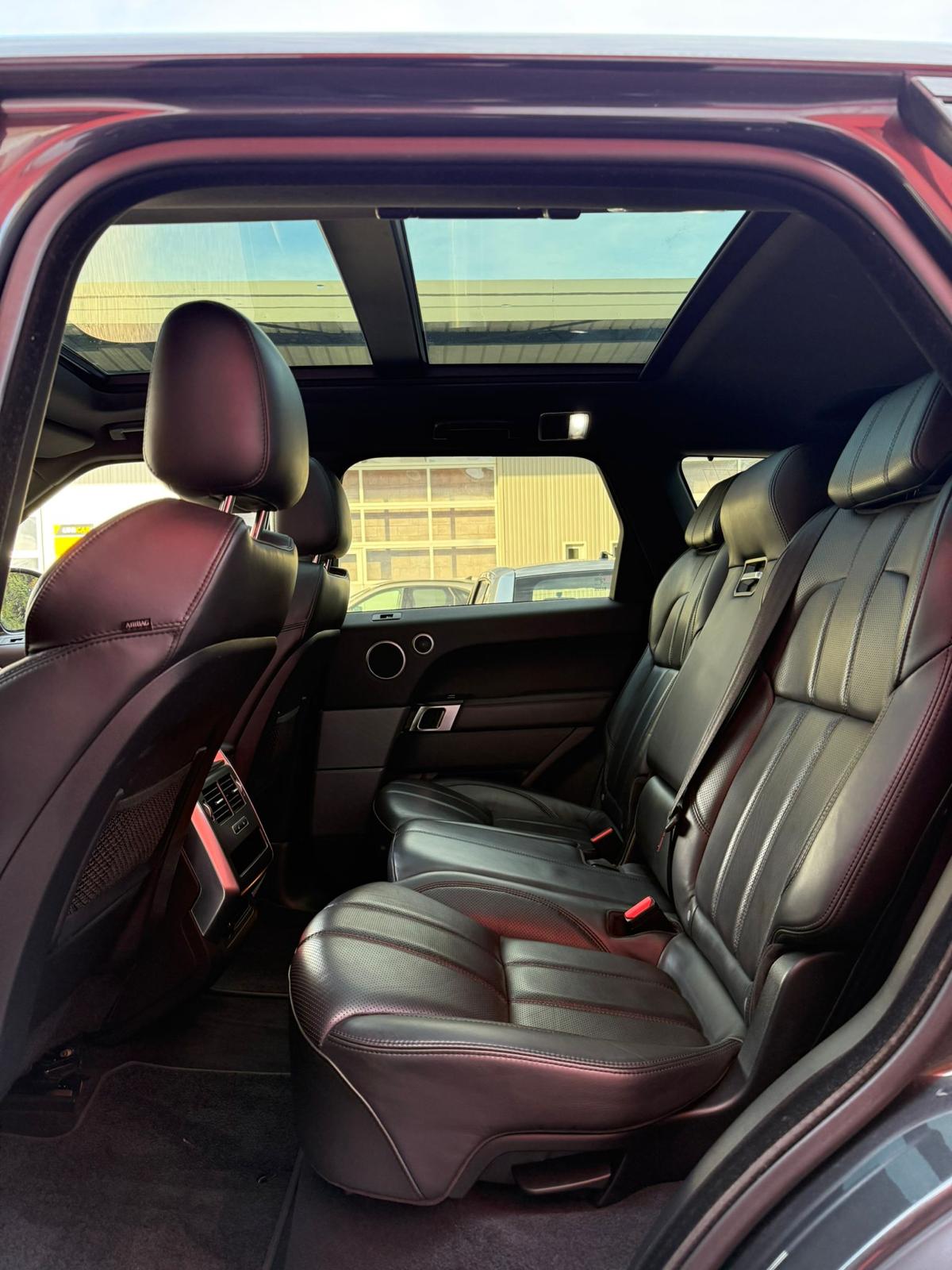 LAND ROVER Range Rover Sport 3.0 SDV6 HSE Dynamic Automatic-image-13