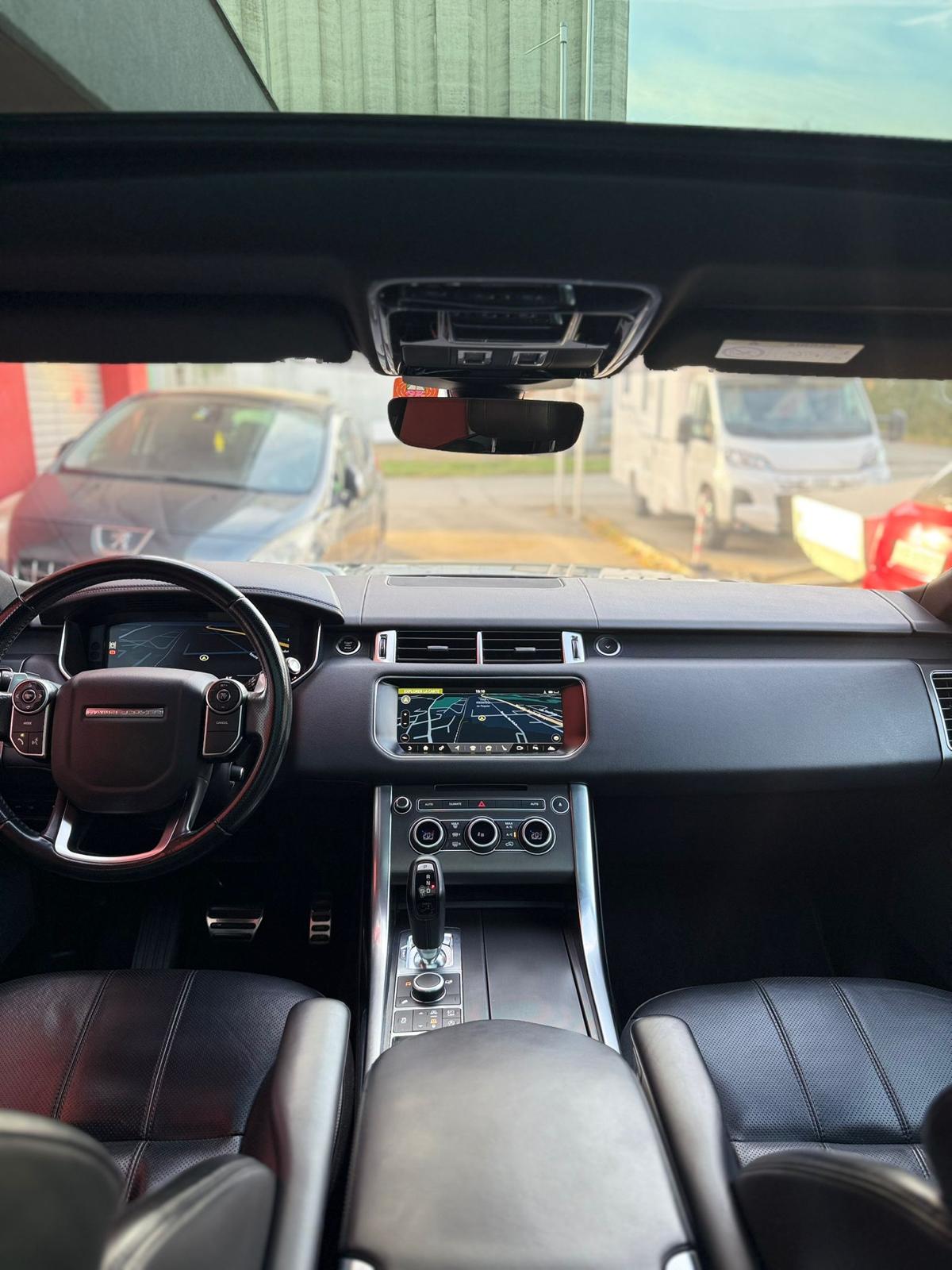 LAND ROVER Range Rover Sport 3.0 SDV6 HSE Dynamic Automatic-image-9