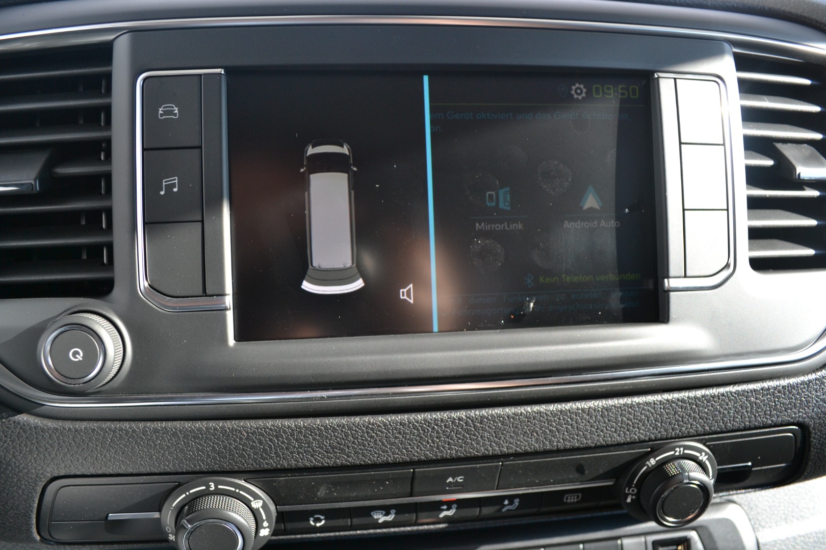 PEUGEOT Expert 50 KWh Premium Standard-image-13