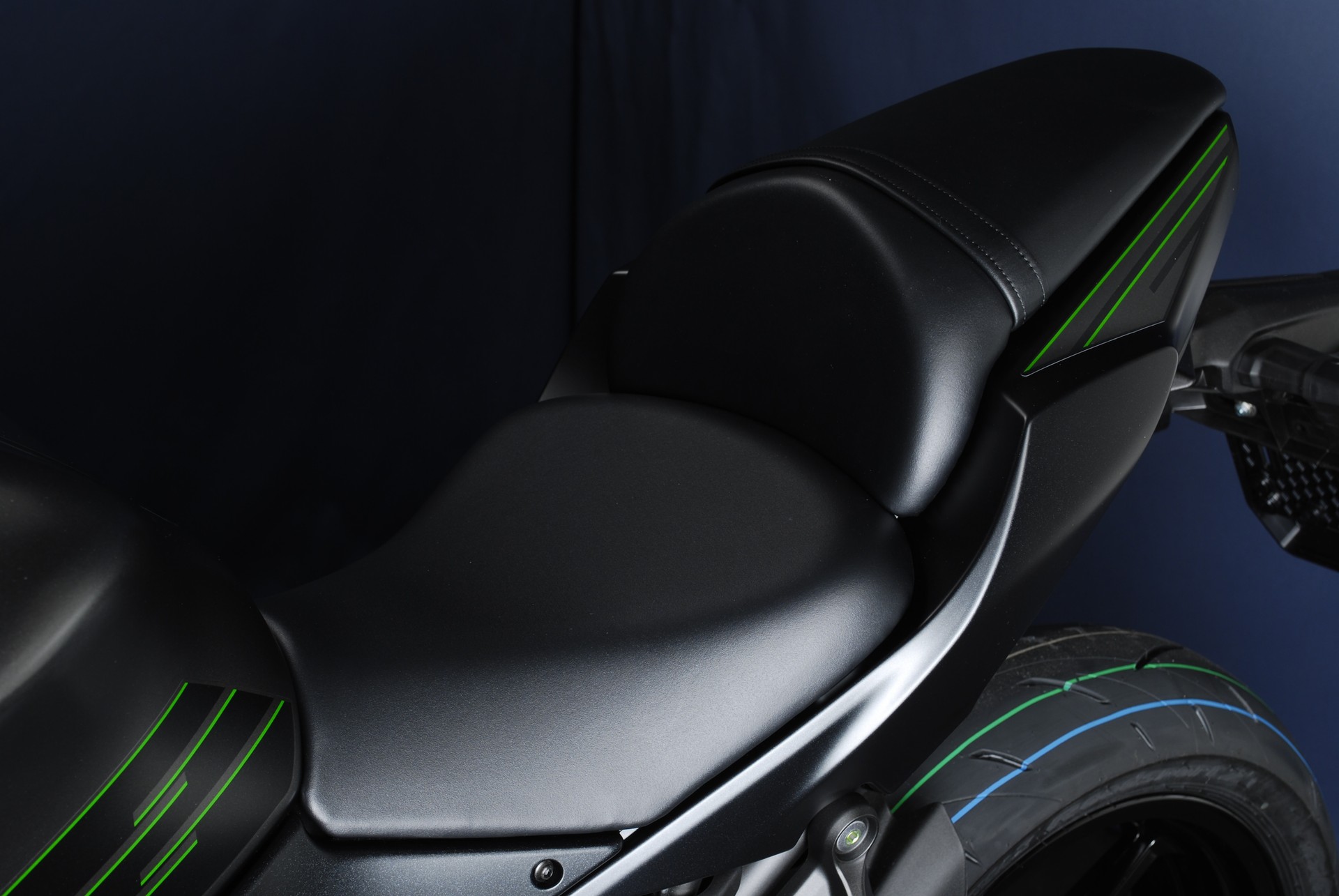 KAWASAKI Ninja 650 MY26 - 35 kW Version-image-11