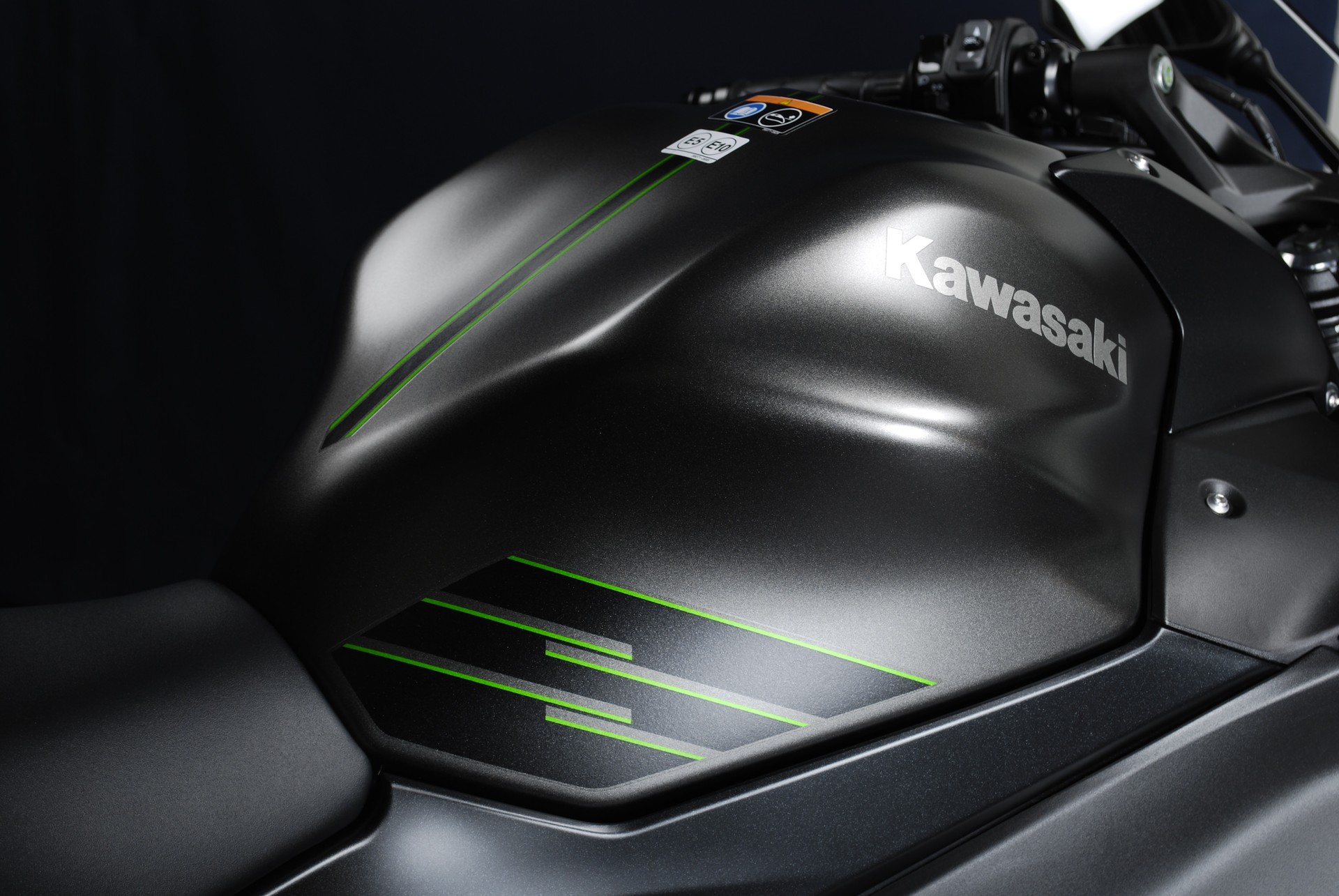 KAWASAKI Ninja 650 MY26 - 35 kW Version-image-2