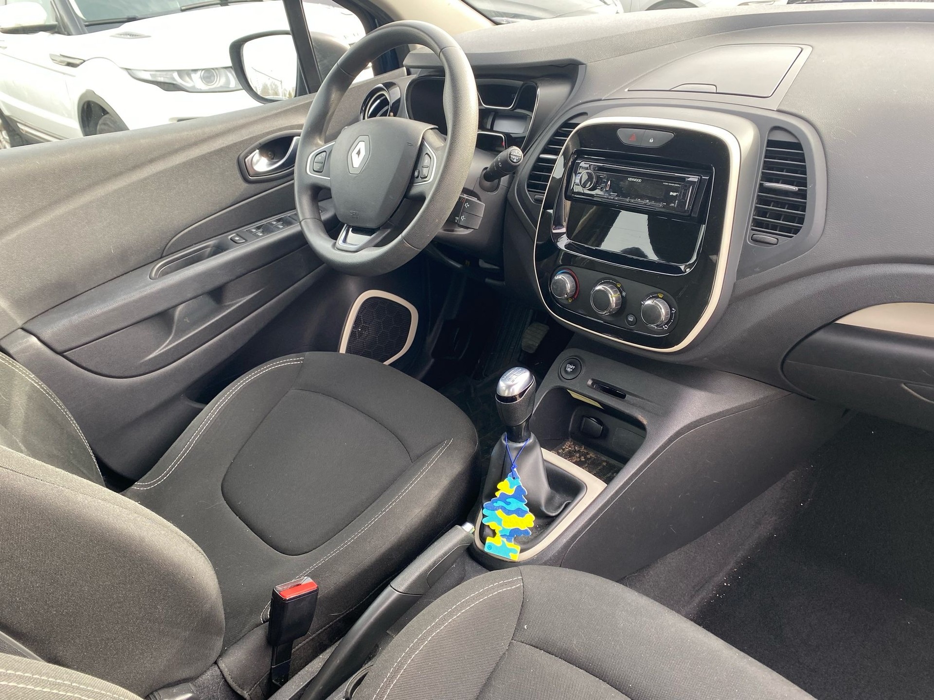 RENAULT Captur 0.9 12V Business Line-image-10