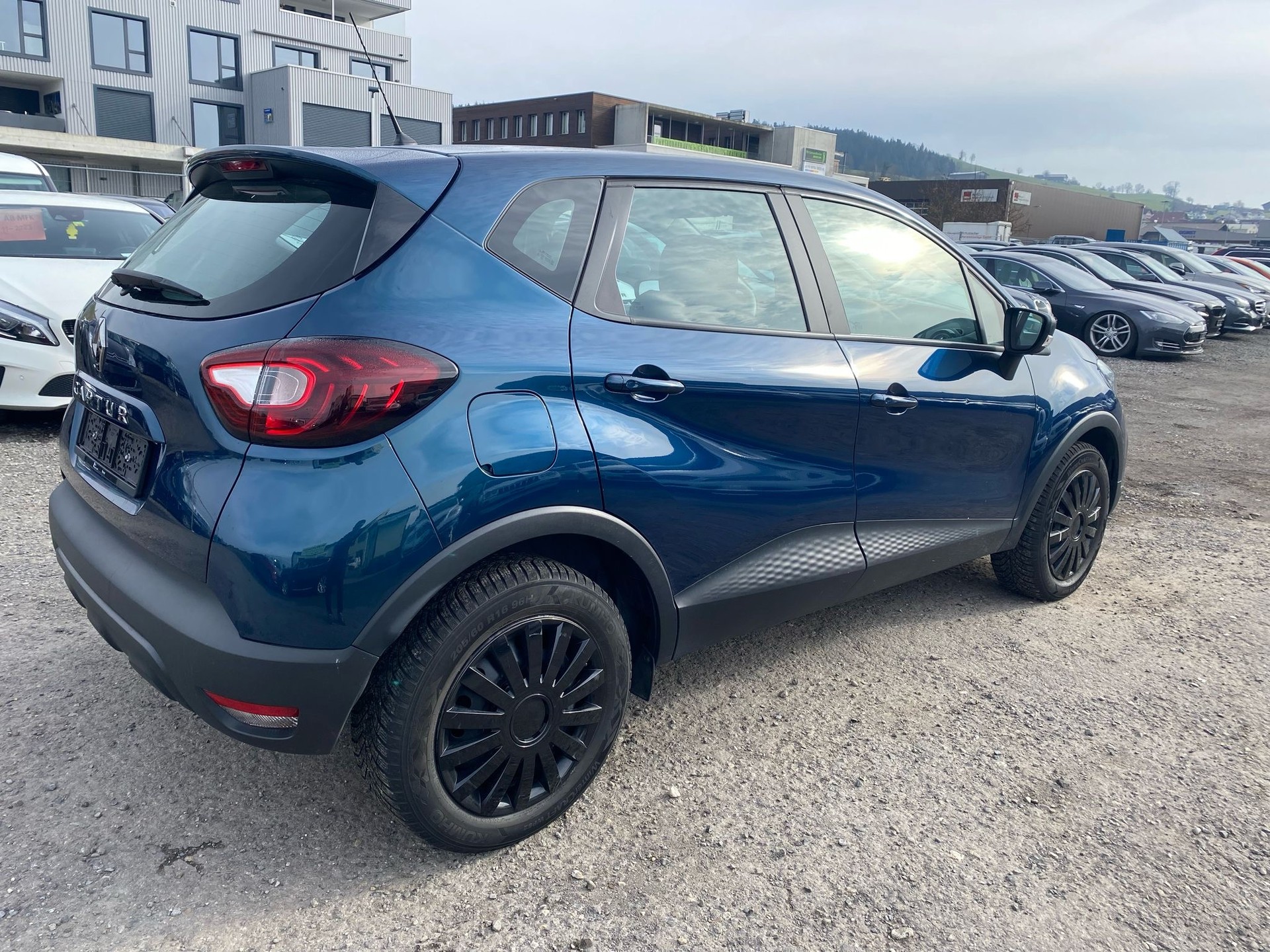 RENAULT Captur 0.9 12V Business Line-image-5