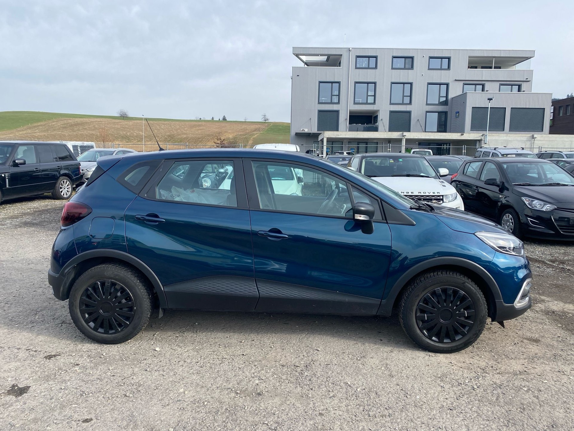 RENAULT Captur 0.9 12V Business Line-image-1