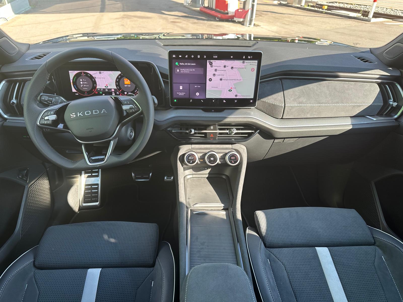 SKODA Kodiaq 1.5 TSI PHEV Sportline-image-14