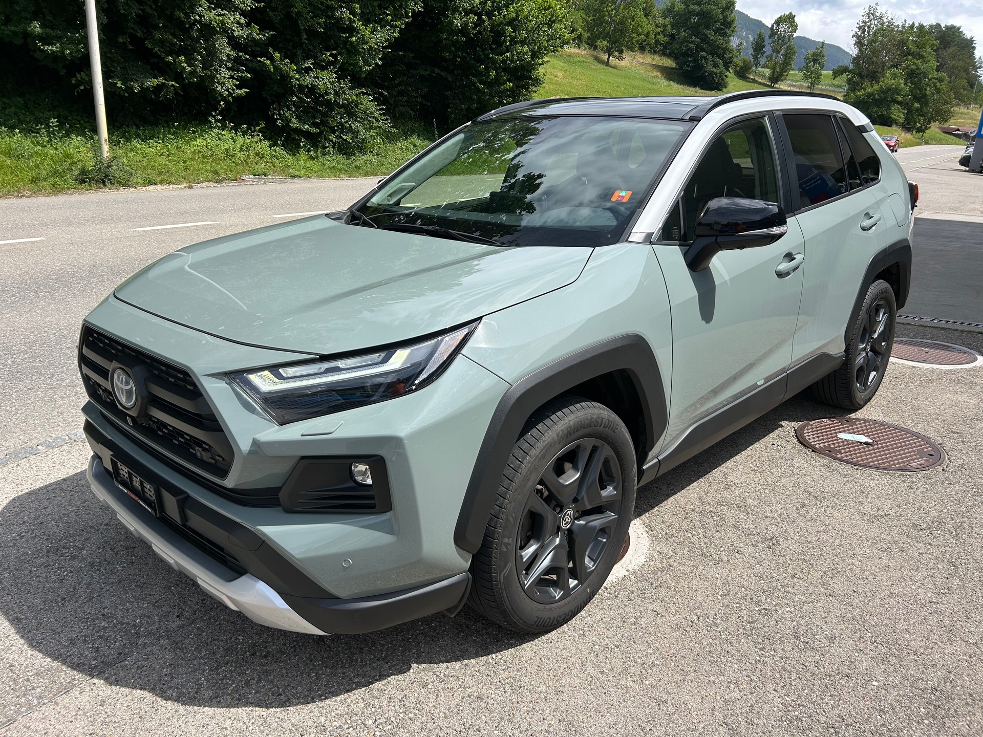 TOYOTA RAV-4 2.5 HSD ADVENTURE e-CVT 4WD-image-3