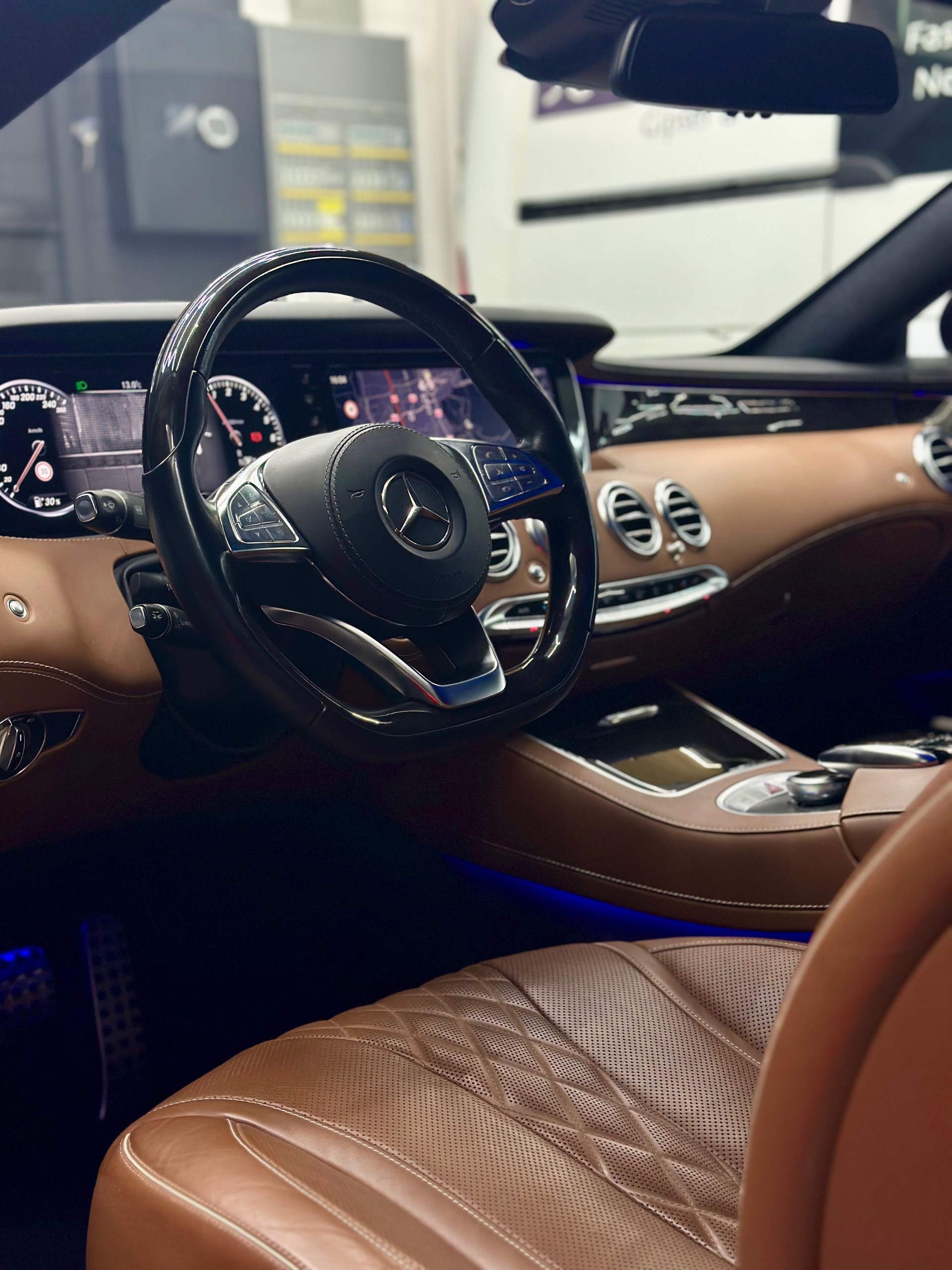 MERCEDES-BENZ S 500 Coupé 4Matic 7G-Tronic AMG Line-image-8