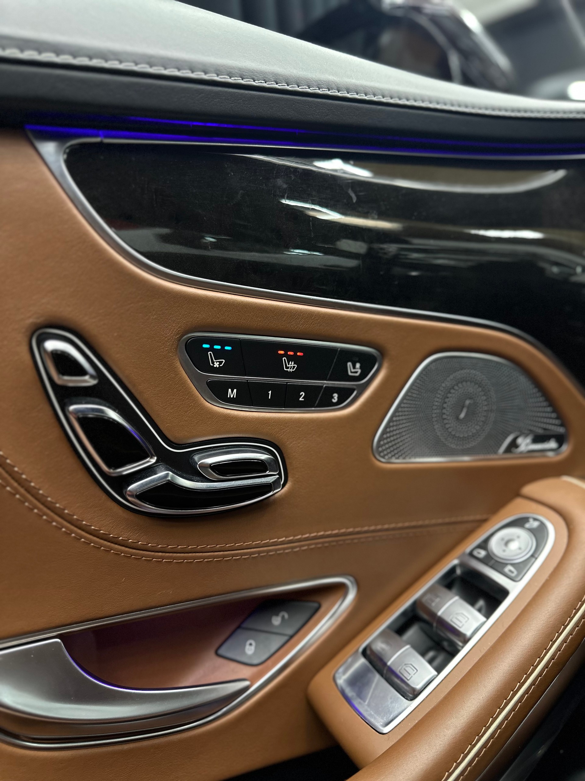 MERCEDES-BENZ S 500 Coupé 4Matic 7G-Tronic AMG Line-image-11