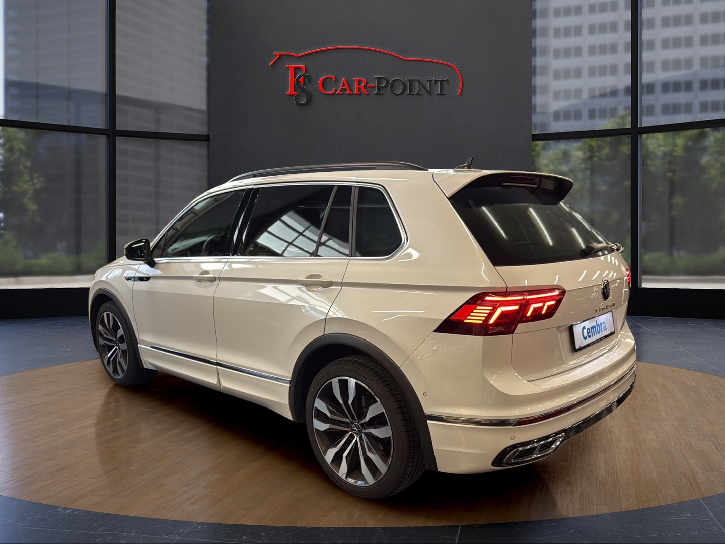 VW Tiguan 2.0 TDI SCR R-Line 4Motion DSG-showroom-element-2