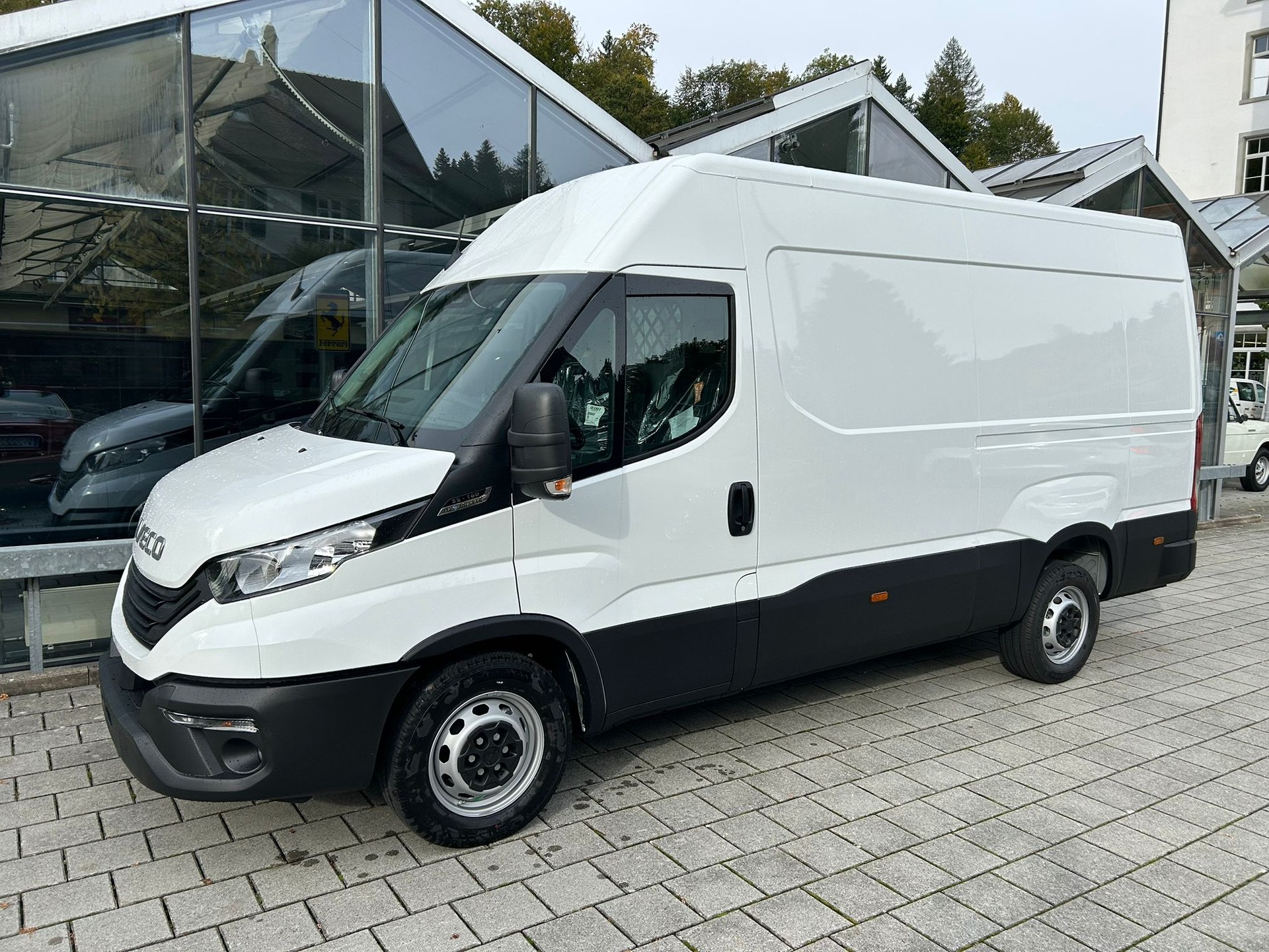 IVECO 35 S 16 A8 V 3520L H2-showroom-element-2