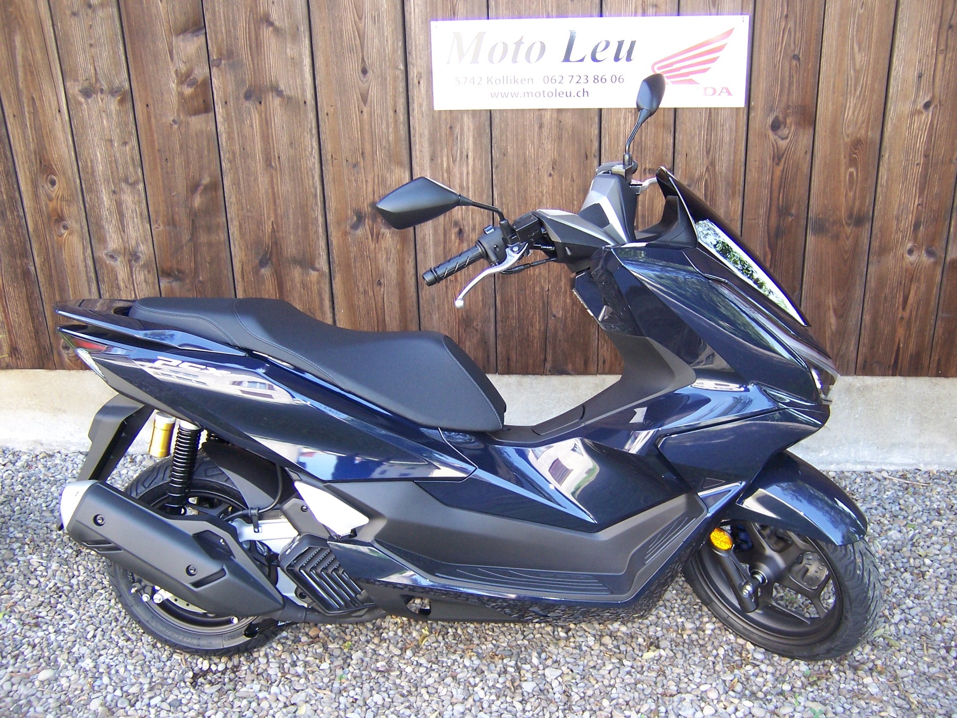 HONDA PCX 125 DX TFT. connectivity-image-1