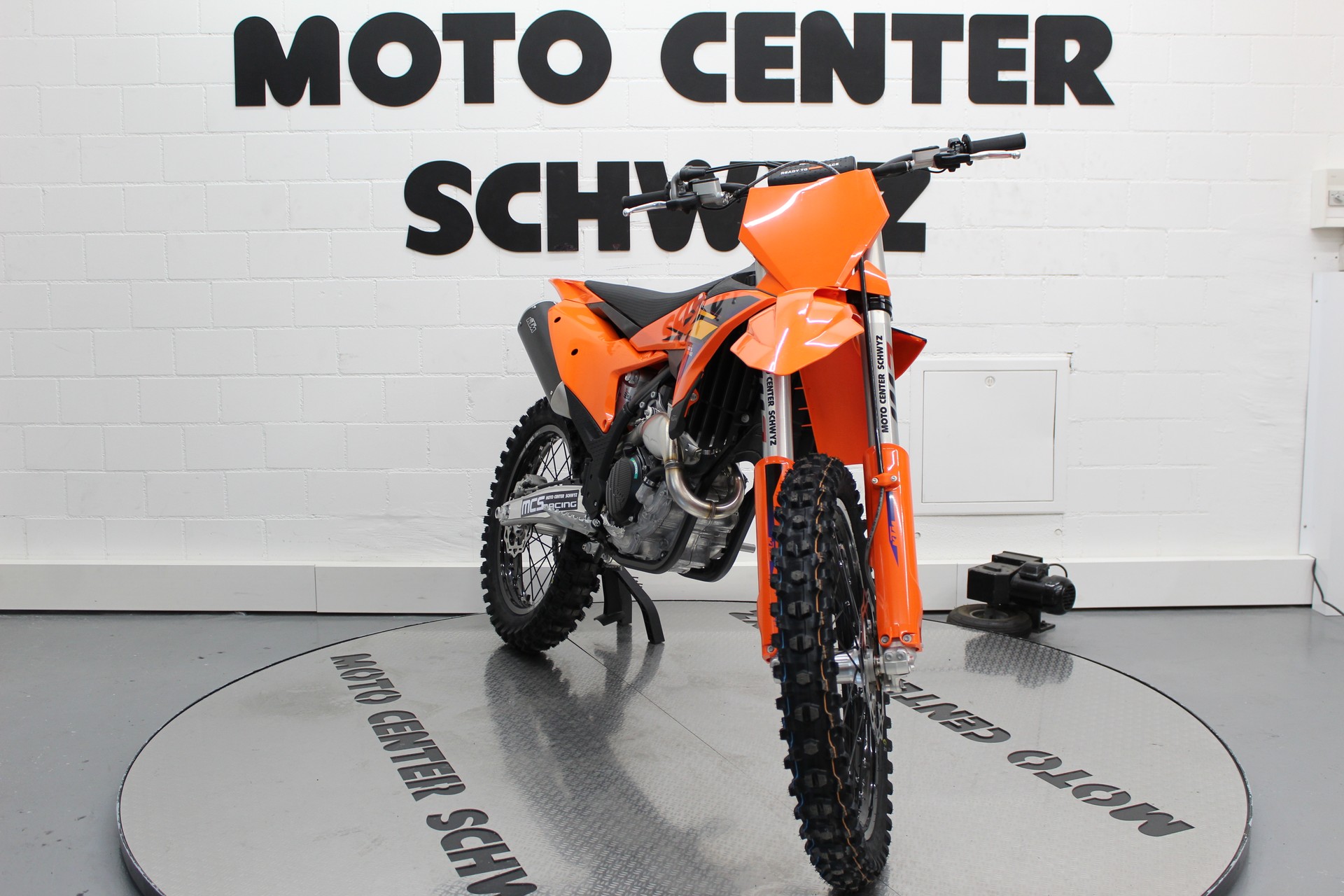 KTM 250 SX-F 2026-image-2