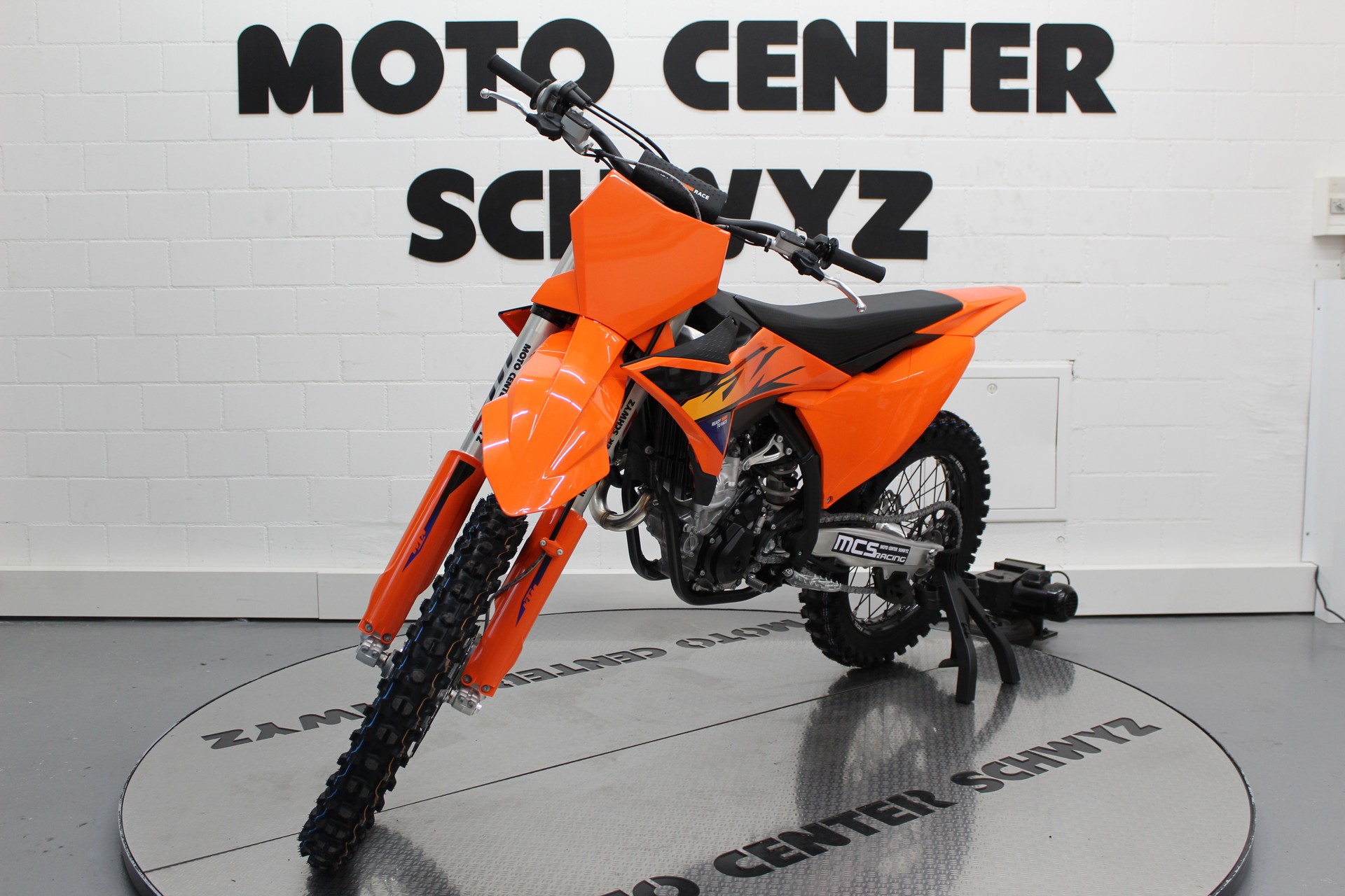 KTM 250 SX-F 2026-image-3