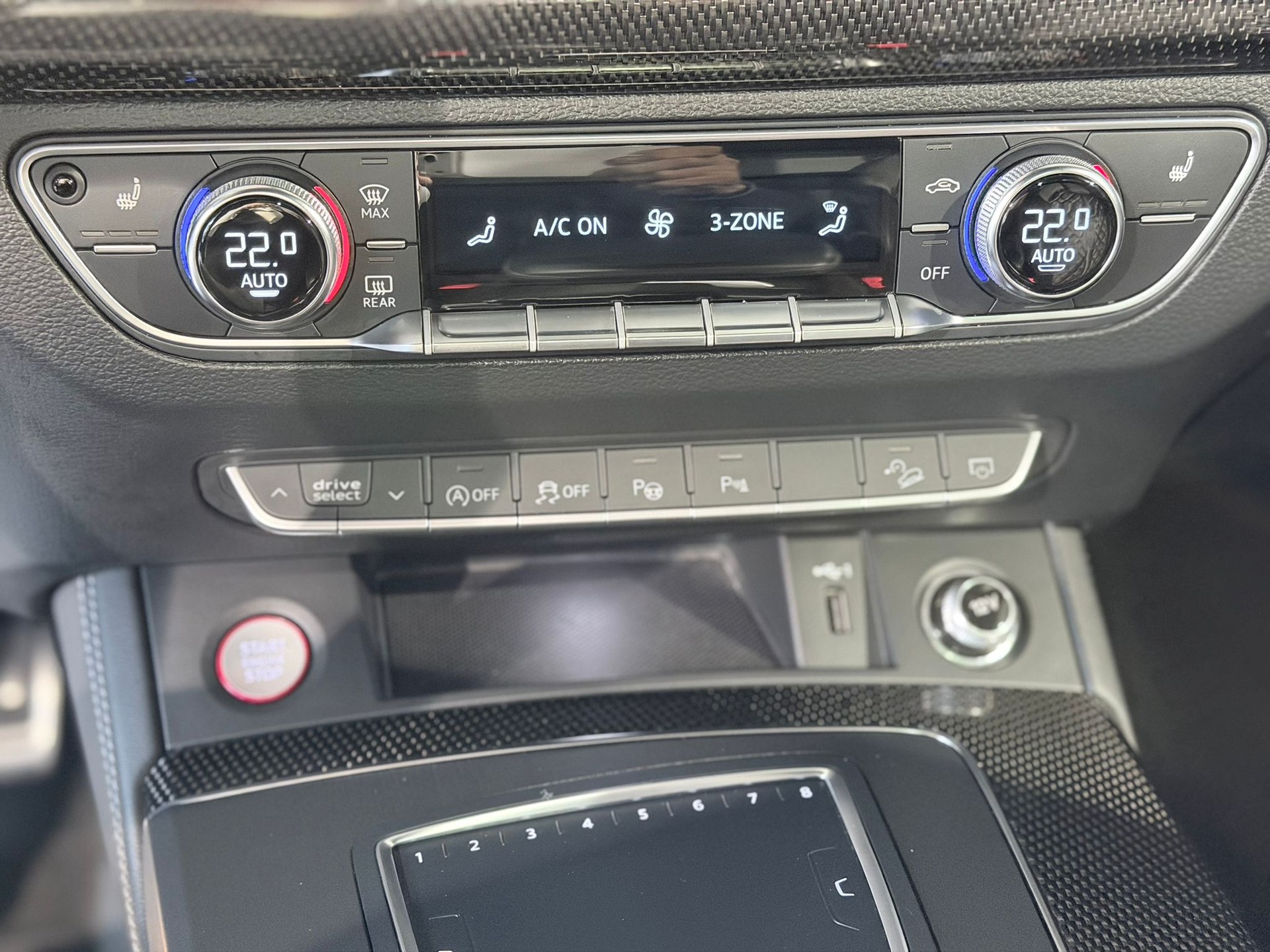 AUDI SQ5 TDI quattro tiptronic-image-13