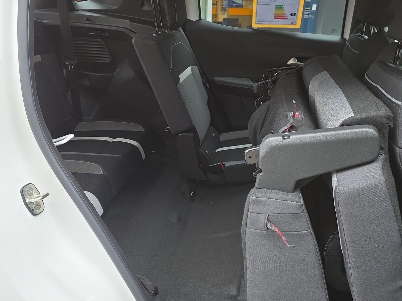 OPEL Frontera 1.2 T HEV 145 GS 7-Sitzplätzer-image-18