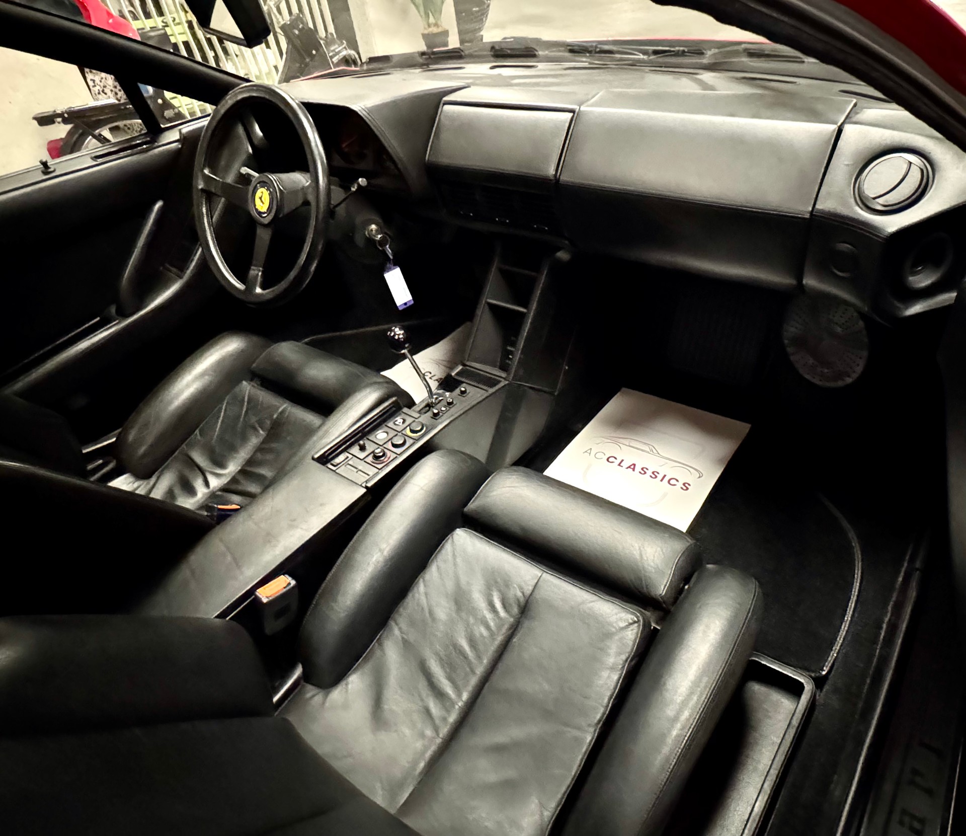 FERRARI Monospecchio-image-20
