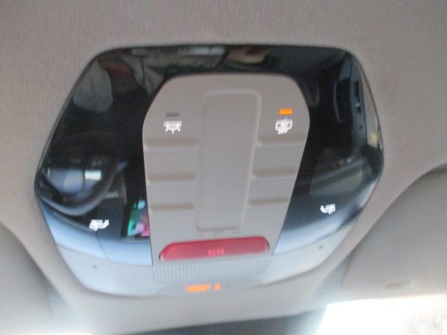 KIA PV5 Passenger 71.2 kWh Plus-image-12