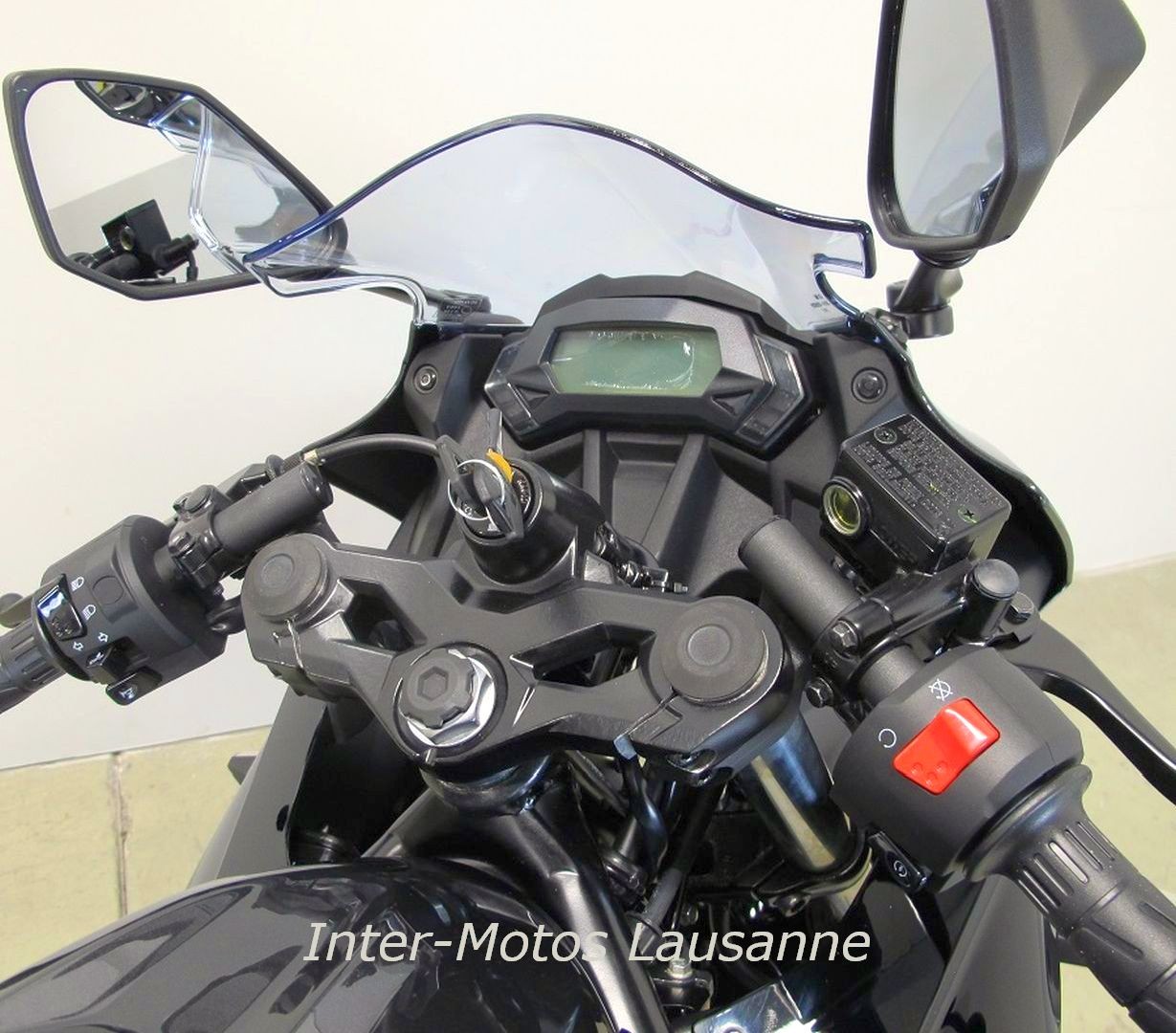 KAWASAKI NINJA 125-image-7