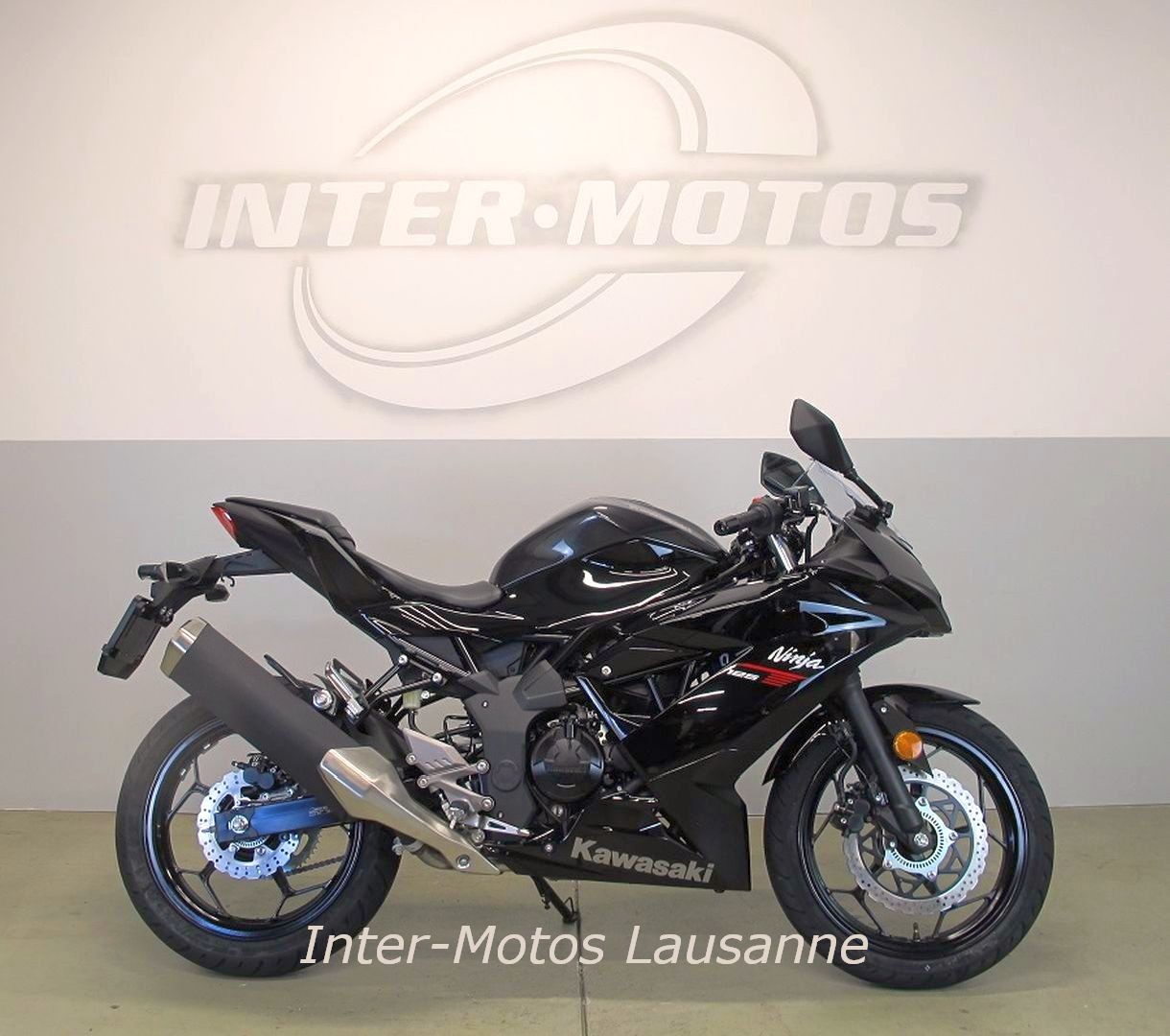 KAWASAKI NINJA 125-image-0