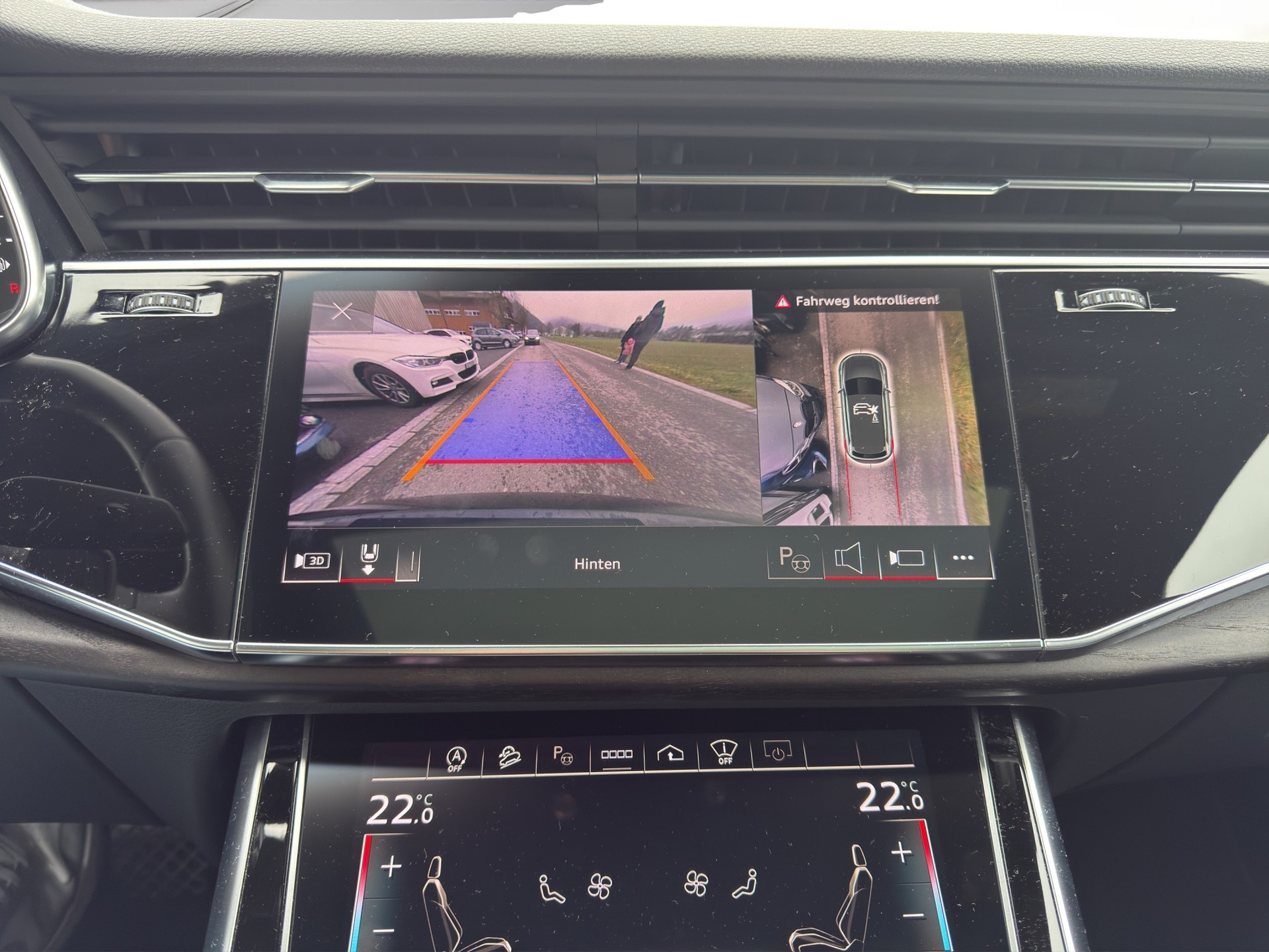 AUDI Q7 55 TFSI quattro tiptronic-image-14