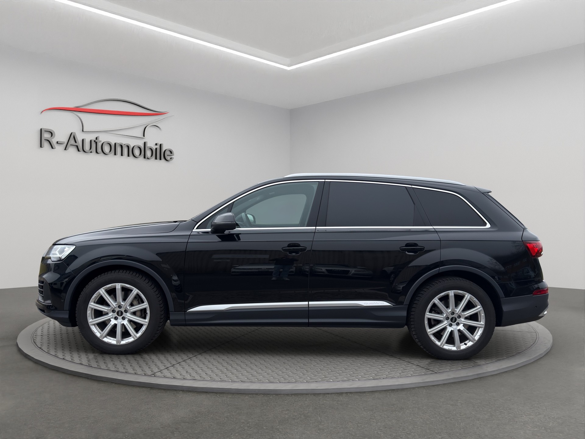AUDI Q7 55 TFSI quattro tiptronic-image-1