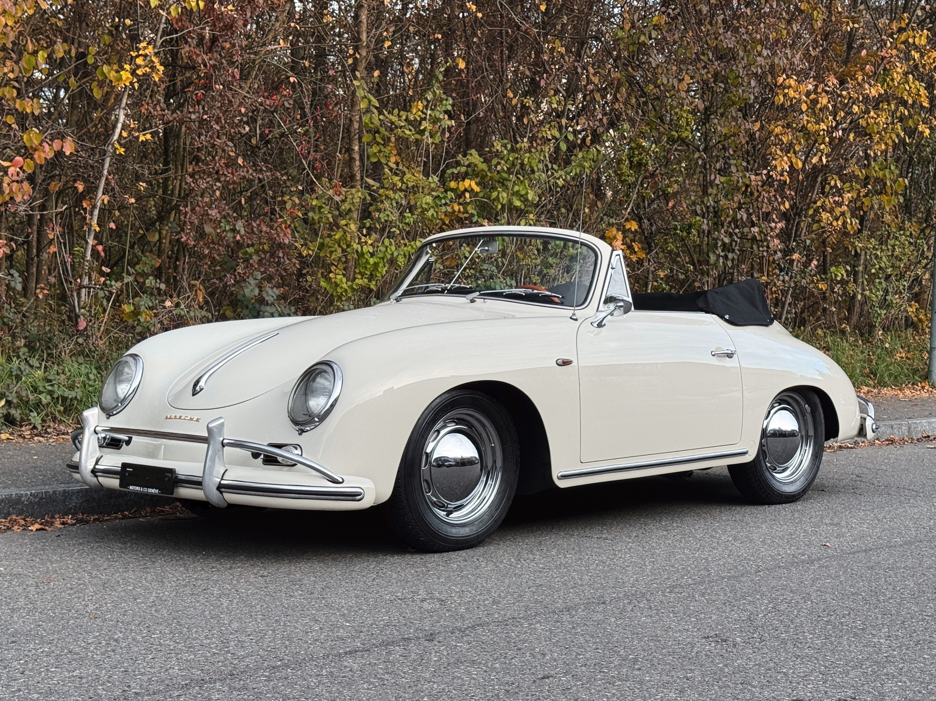PORSCHE 356 A 1600 Cabriolet-showroom-element-1
