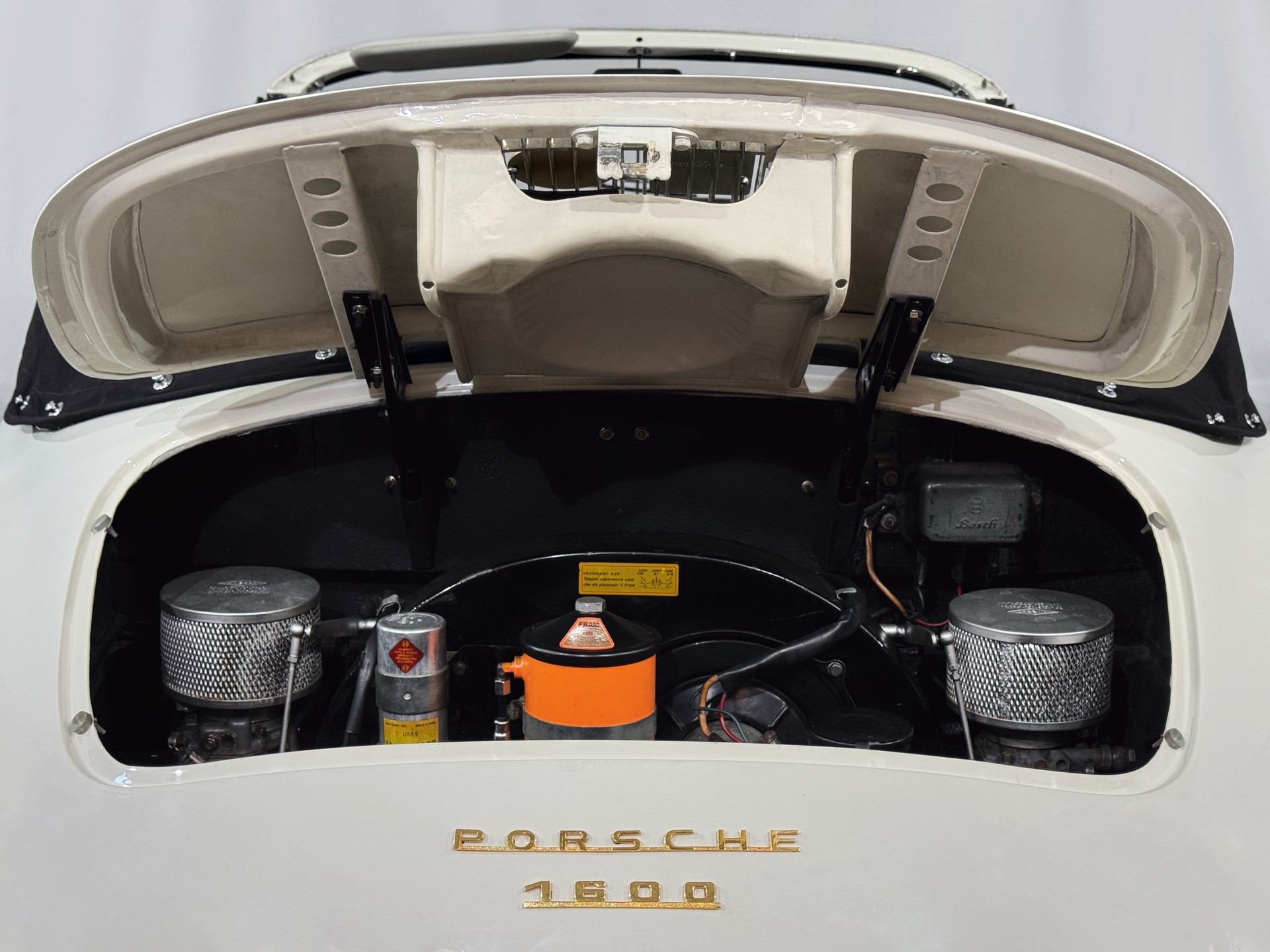 PORSCHE 356 A 1600 Cabriolet-image-29