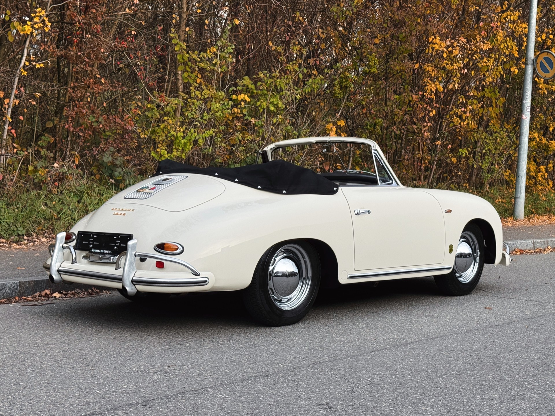 PORSCHE 356 A 1600 Cabriolet-image-7