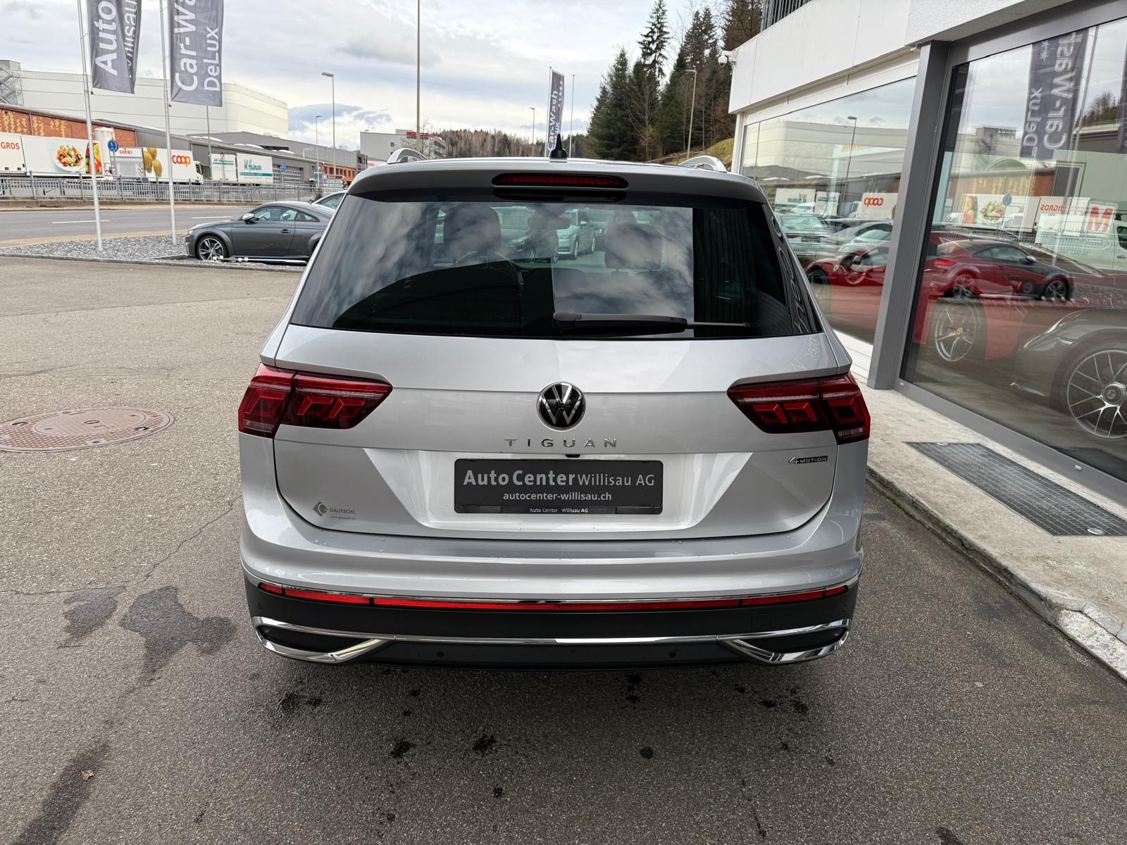 VW Tiguan 2.0 TDI SCR Elegance 4Motion DSG-showroom-element-2