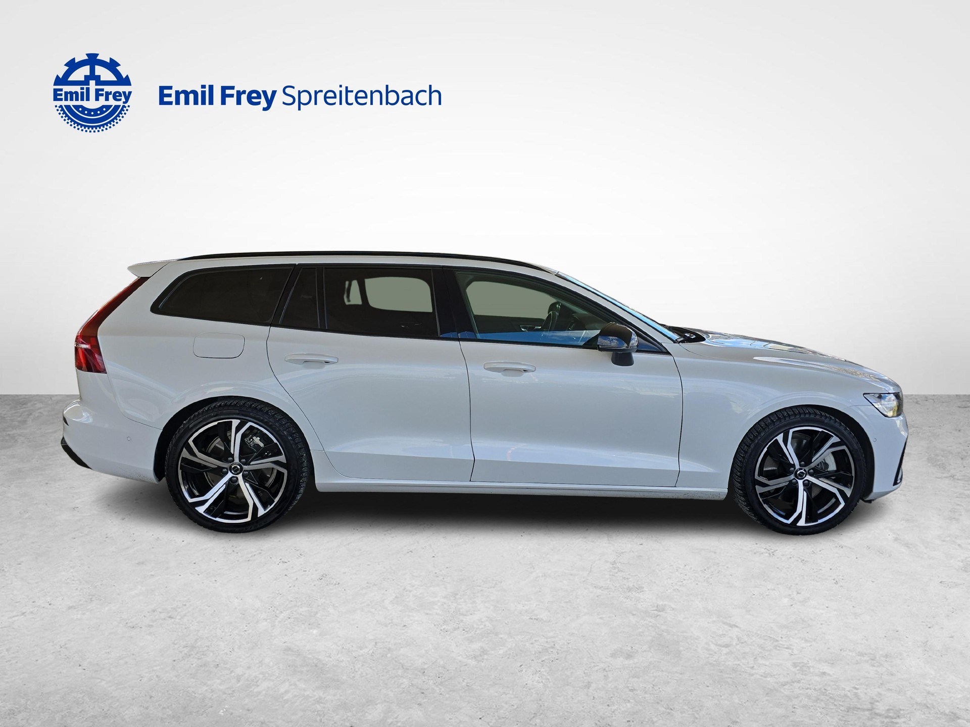 VOLVO V60 2.0 T6 TE Plus Dark eAWD / Jetzt mit attraktivem 1.9% Leasing!-image-5