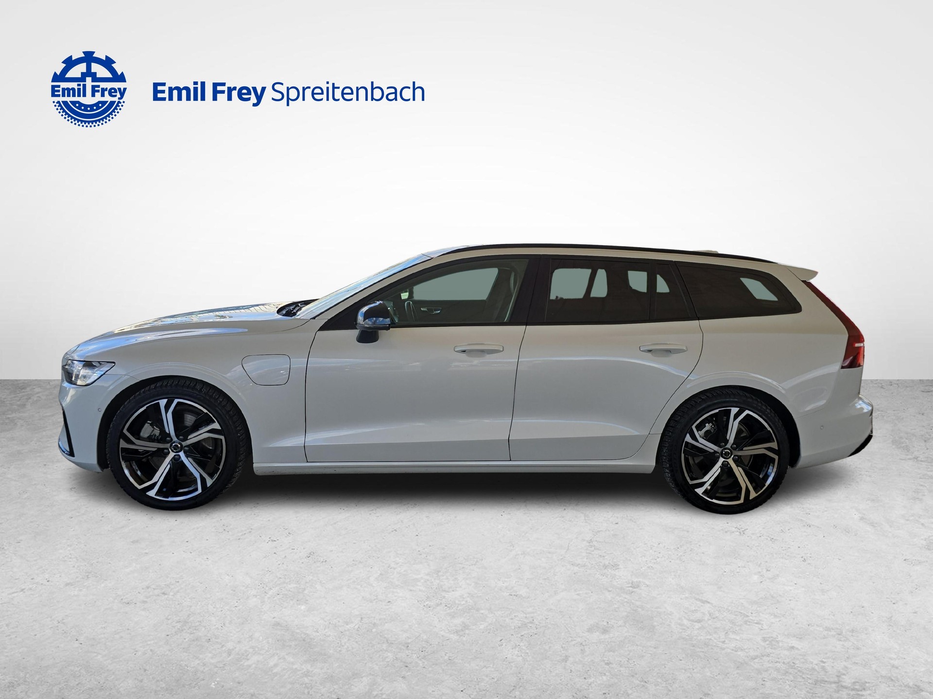 VOLVO V60 2.0 T6 TE Plus Dark eAWD / Jetzt mit attraktivem 1.9% Leasing!-showroom-element-1