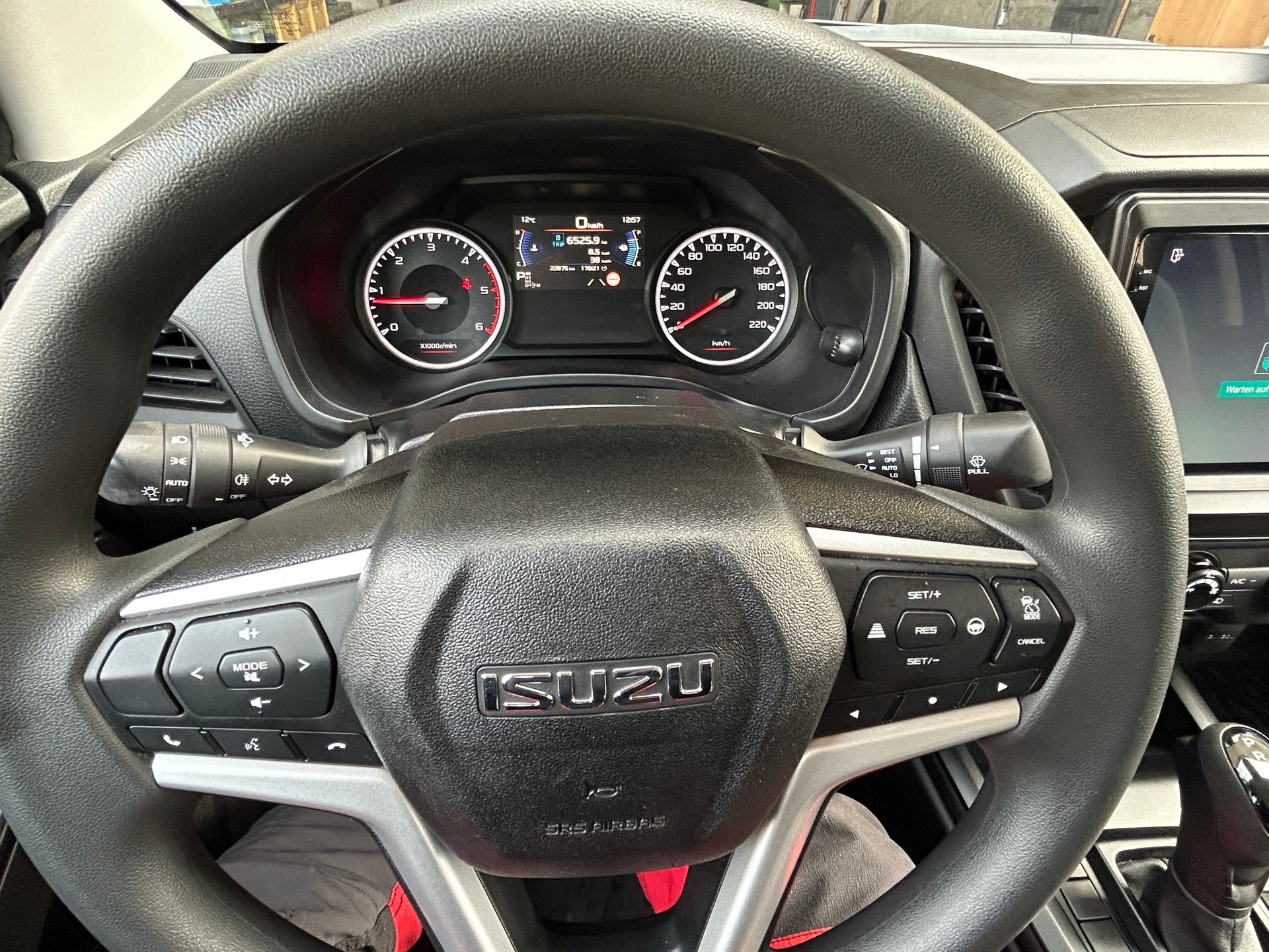 ISUZU D-MAX 1.9 CrewCab N60B 4x4-image-11