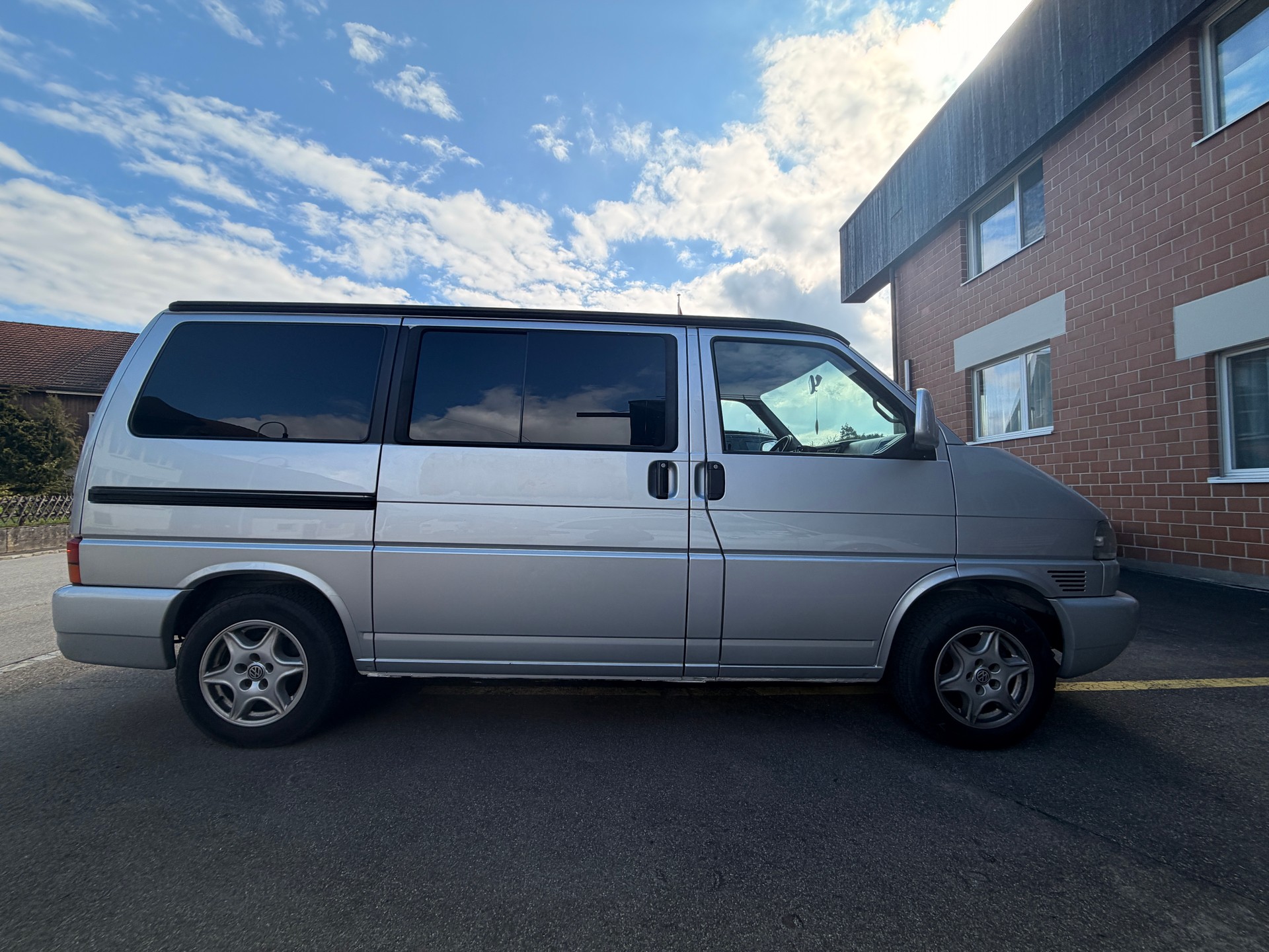 VW T4 Caravelle 2.5TDI ABS-image-2