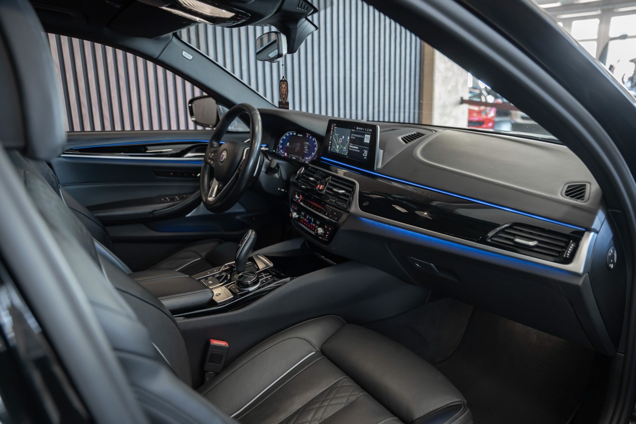 BMW-ALPINA B5 BiTurbo Touring 4.4 V8 xDrive Switch-Tronic-image-14