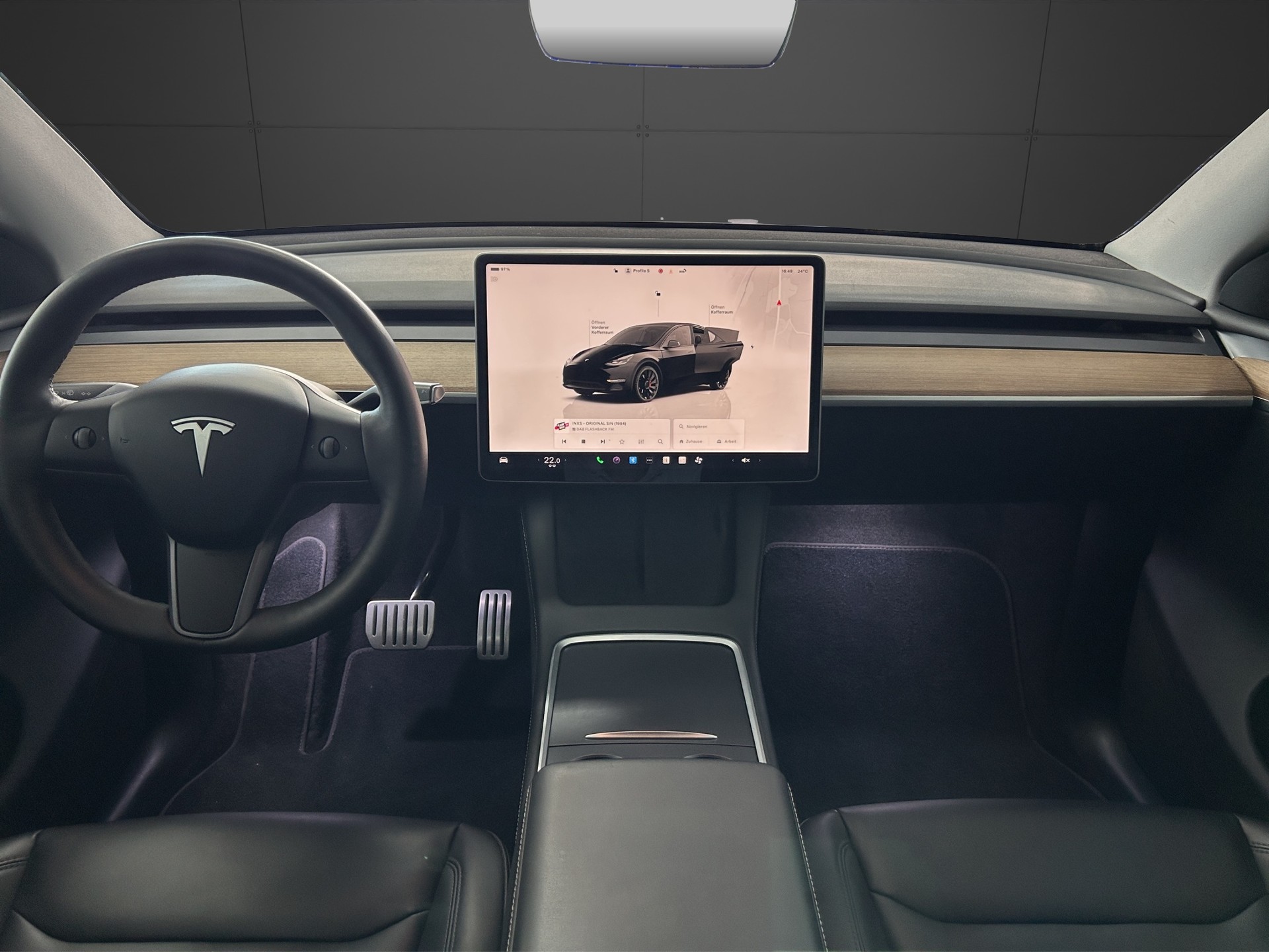 TESLA Model Y Performance / Enhanced Autopilot-image-7