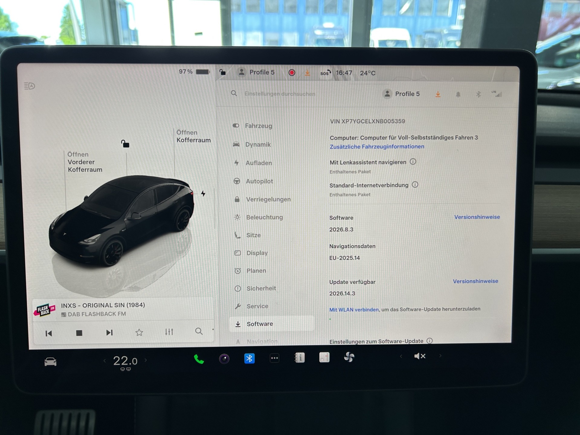TESLA Model Y Performance / Enhanced Autopilot-image-10