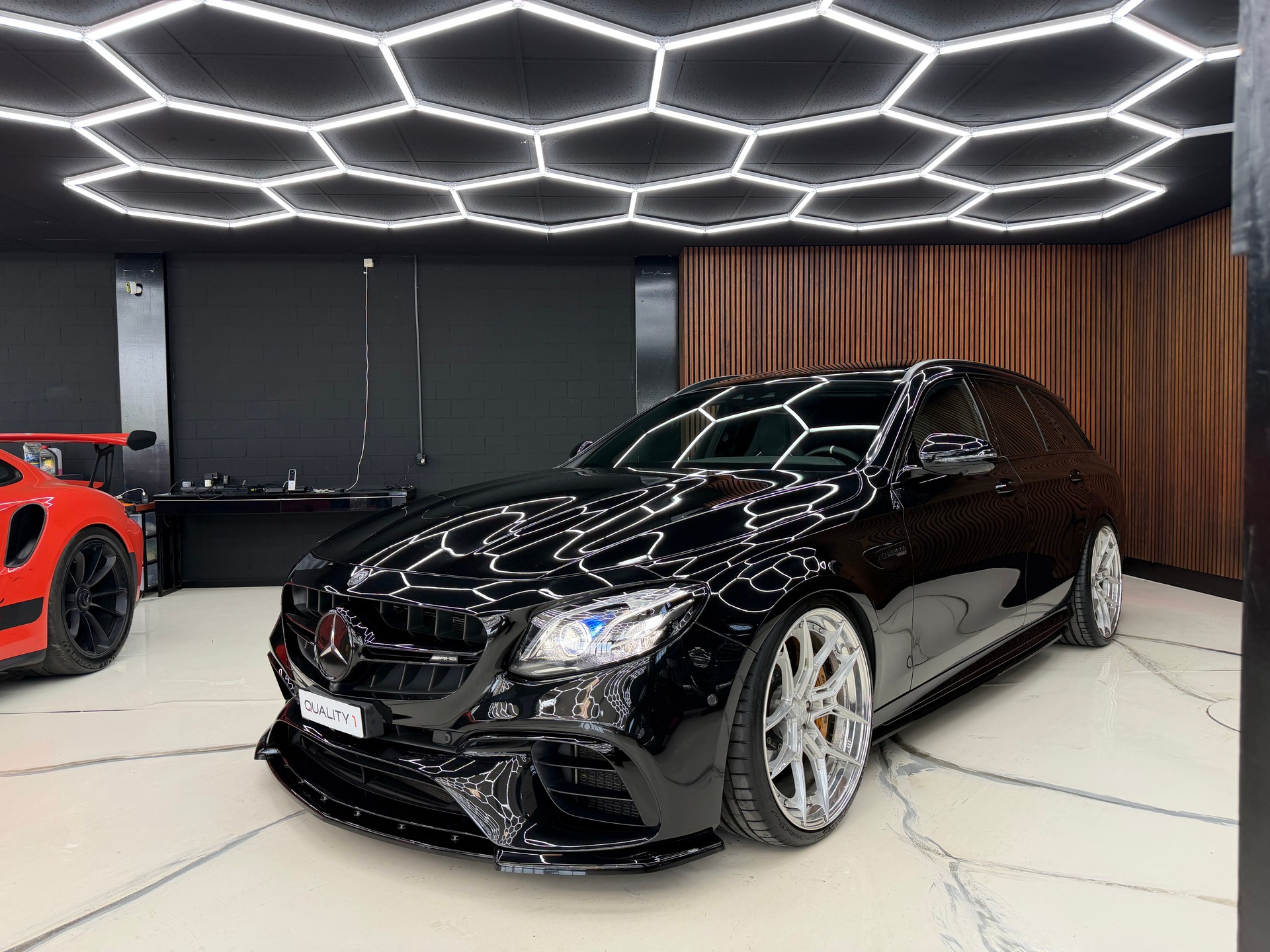 MERCEDES-BENZ E 63 AMG S 4 Matic 9G-Tronic