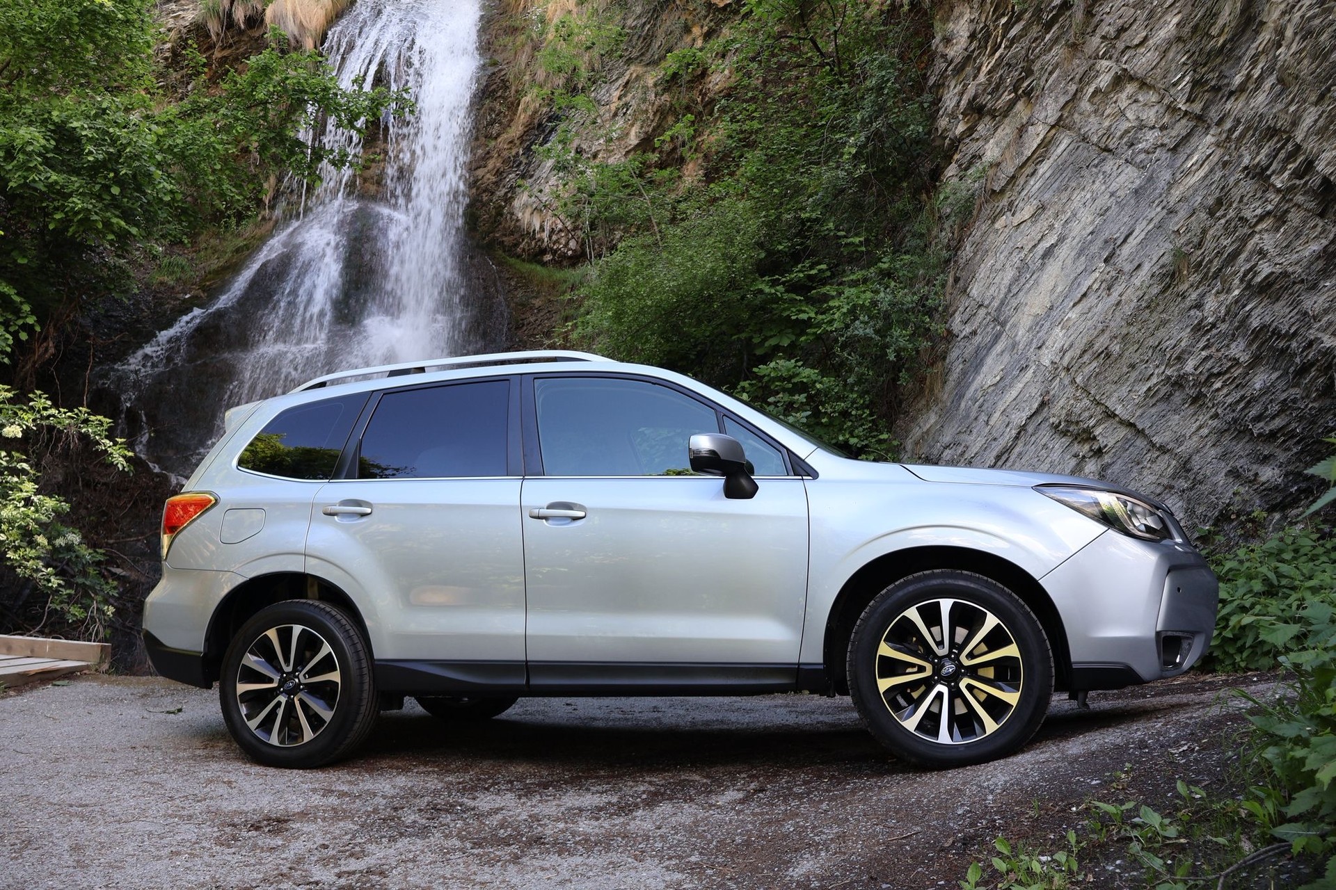 SUBARU Forester 2.0XT Sport Lineartronic-image-5