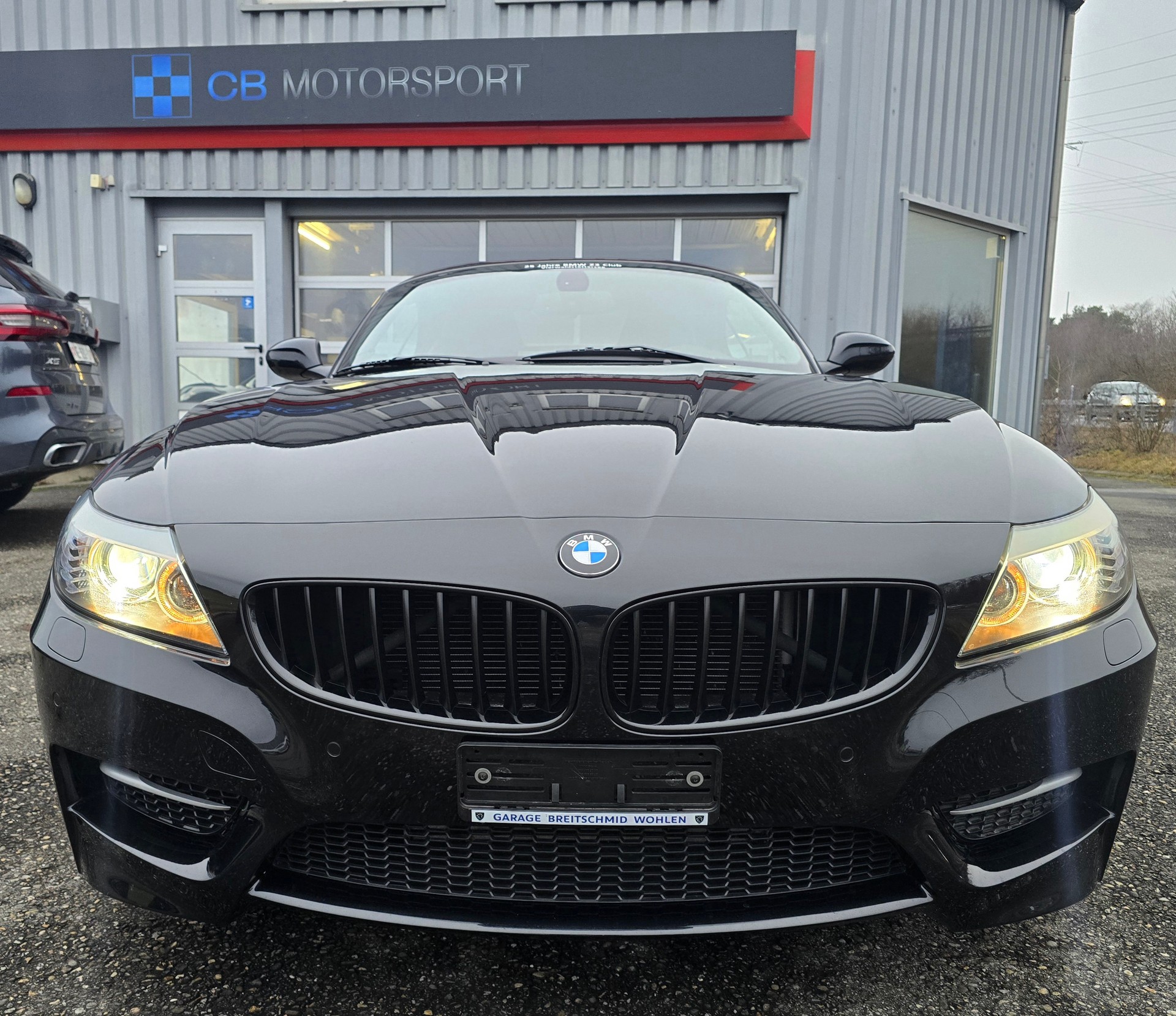 BMW Z4 sDrive35is DKG-image-2