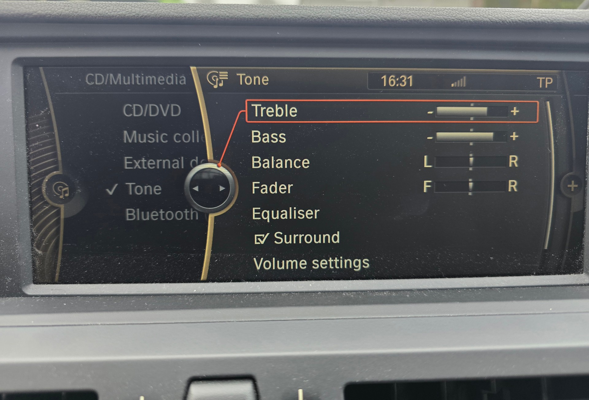 BMW Z4 sDrive35is DKG-image-15