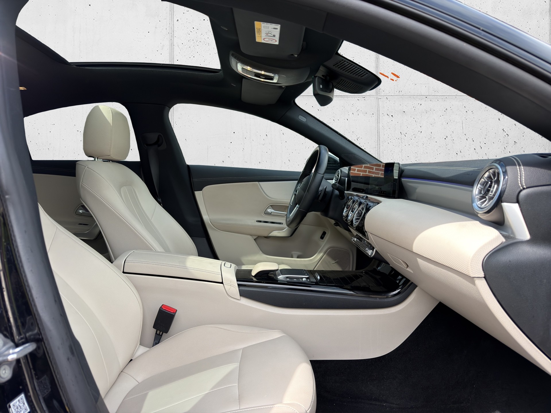 MERCEDES-BENZ CLA 200 4Matic Progressive 8G-DCT-image-18