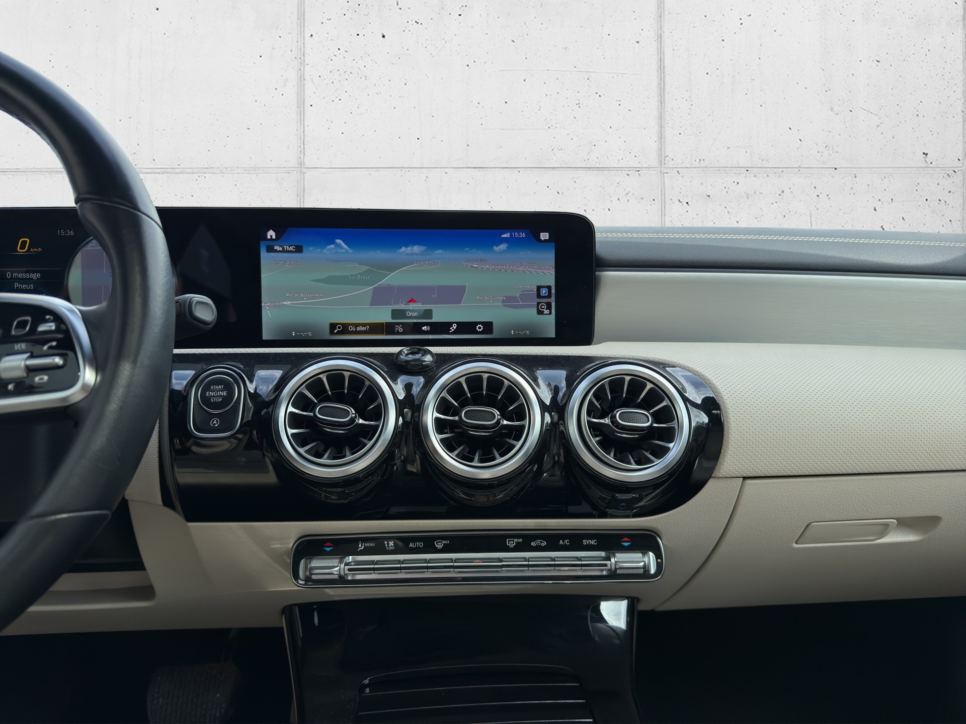 MERCEDES-BENZ CLA 200 4Matic Progressive 8G-DCT-image-17