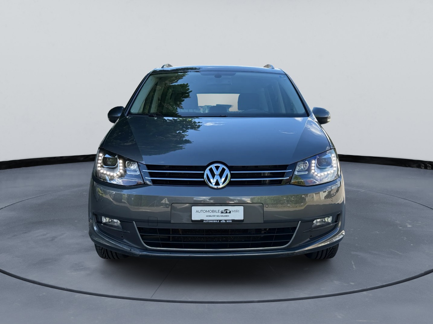 VW Sharan 2.0 TDI BlueMotion Technology Cup DSG-image-1