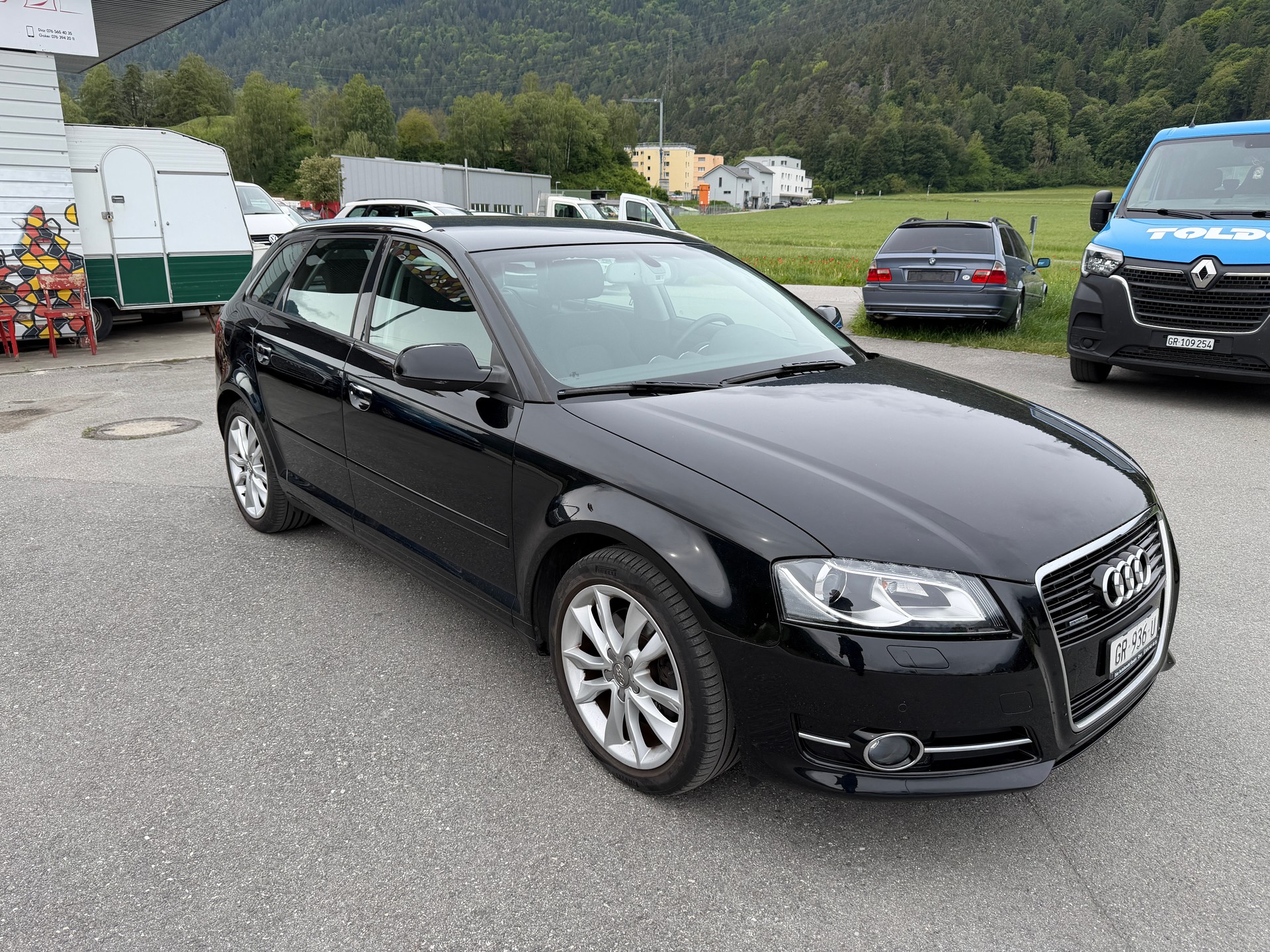 AUDI A3 Sportback 1.8 TFSI Ambiente quattro-image-2