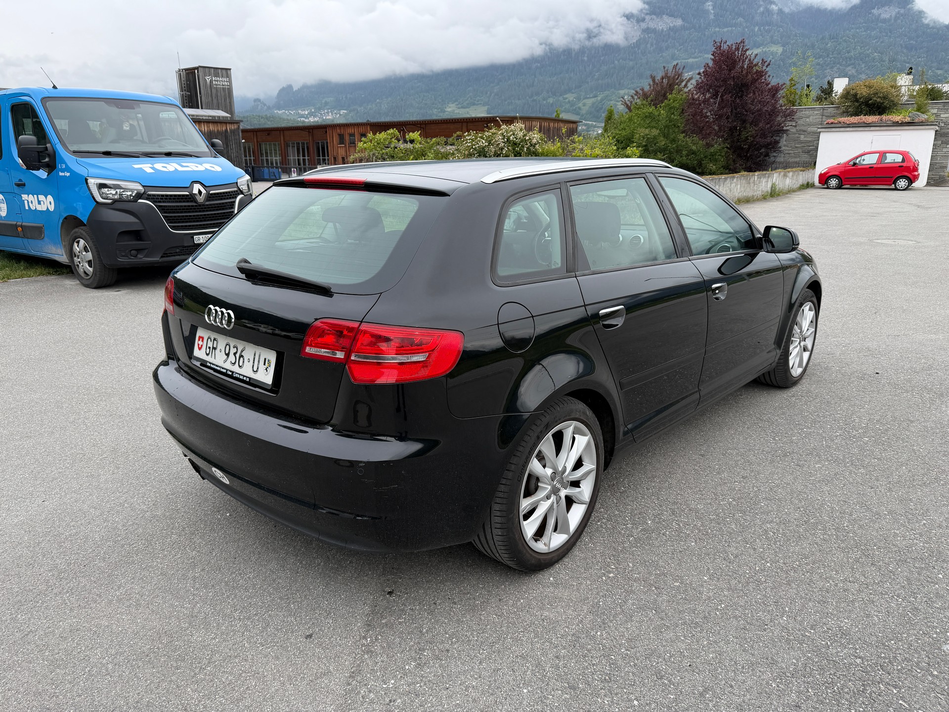 AUDI A3 Sportback 1.8 TFSI Ambiente quattro-image-3